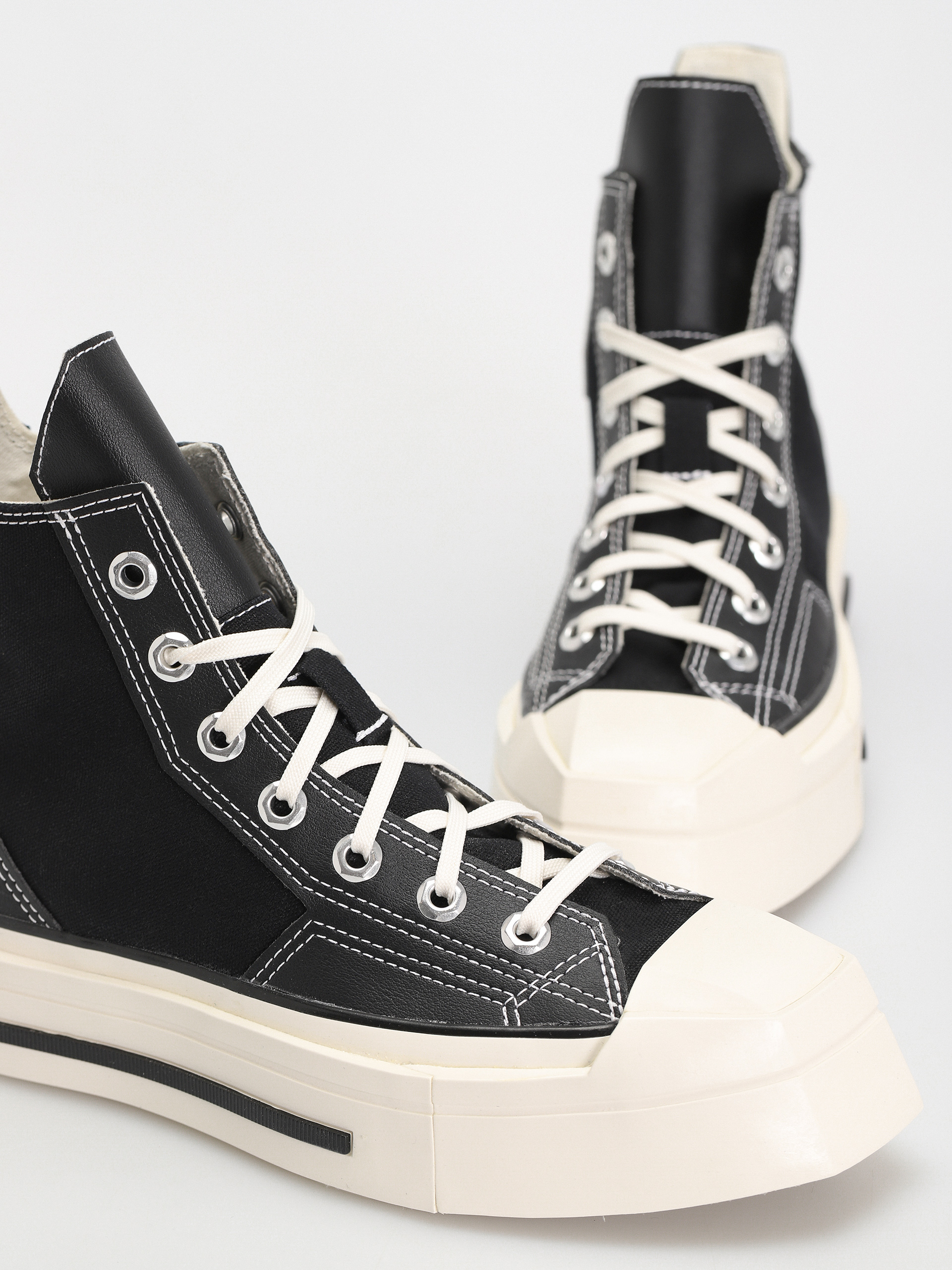 Кецове Converse Chuck 70 De Luxe Squared Hi (black)