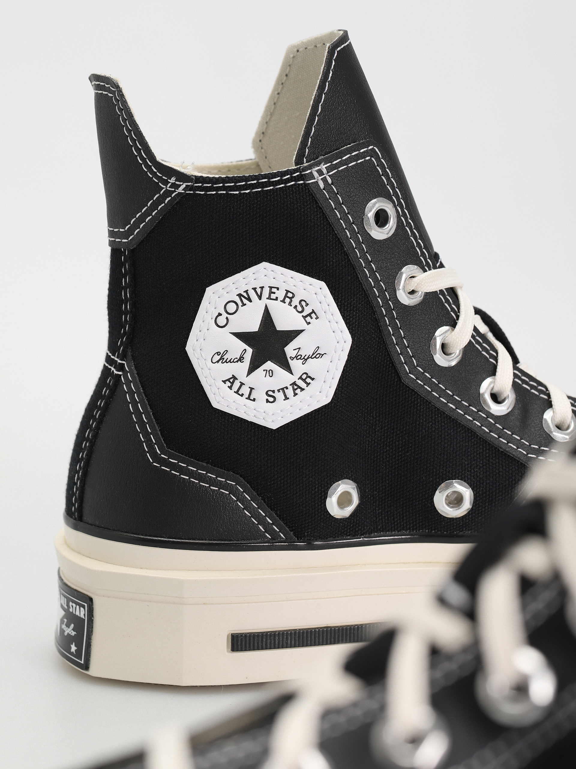 Кецове Converse Chuck 70 De Luxe Squared Hi (black)