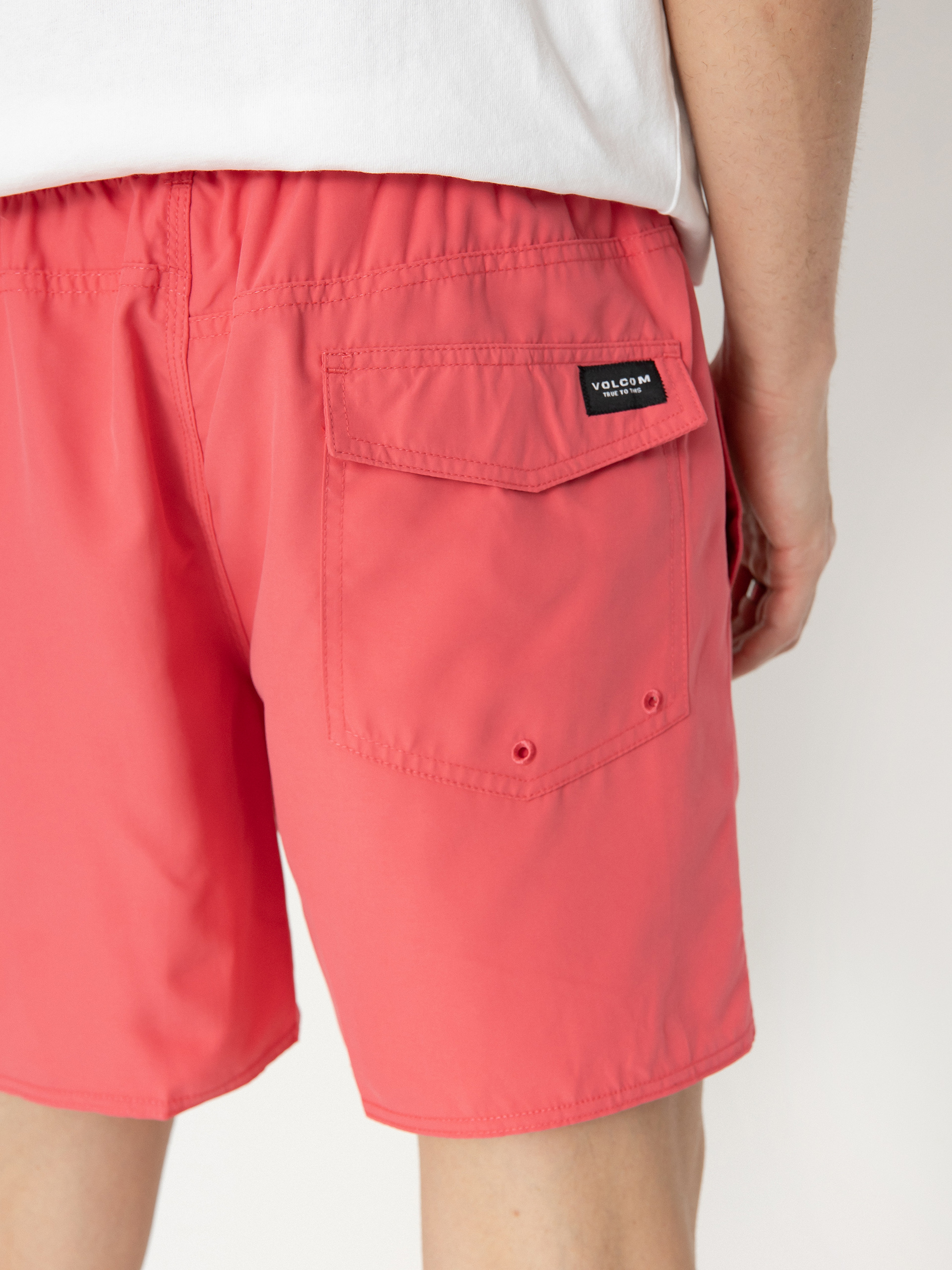 Къси панталони Volcom Lido Solid 16 (washed ruby)