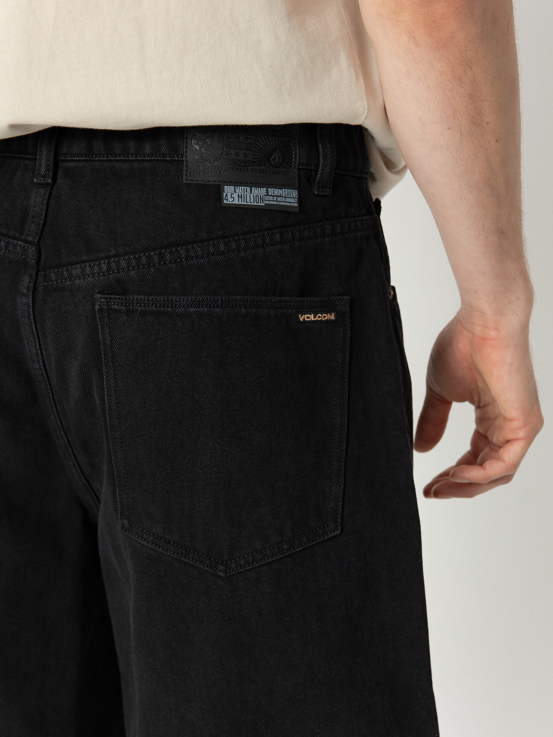 Къси панталони Volcom Billow (black)