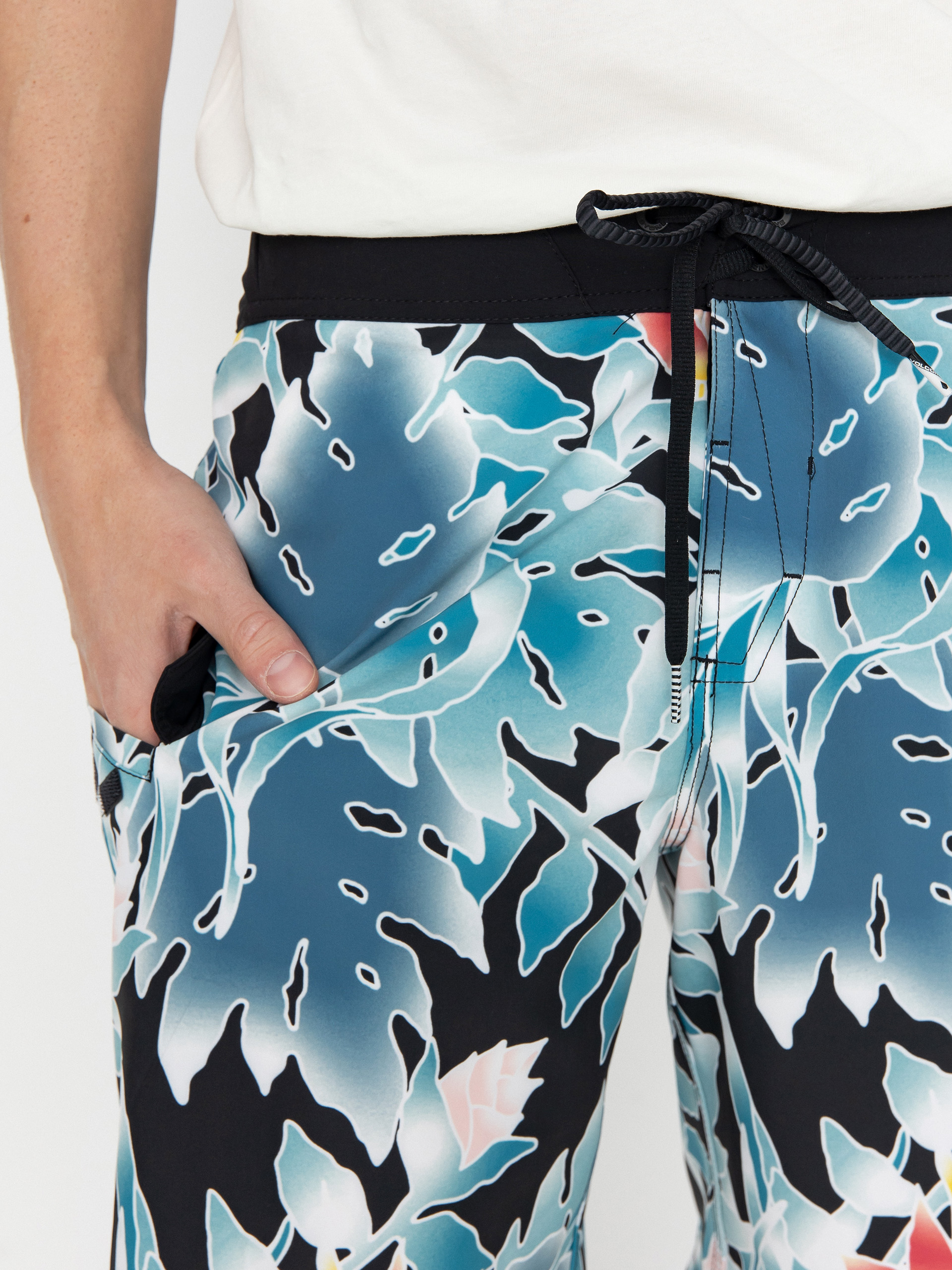 Плажни къси панталони Volcom Leaf It Mod 19 (black)