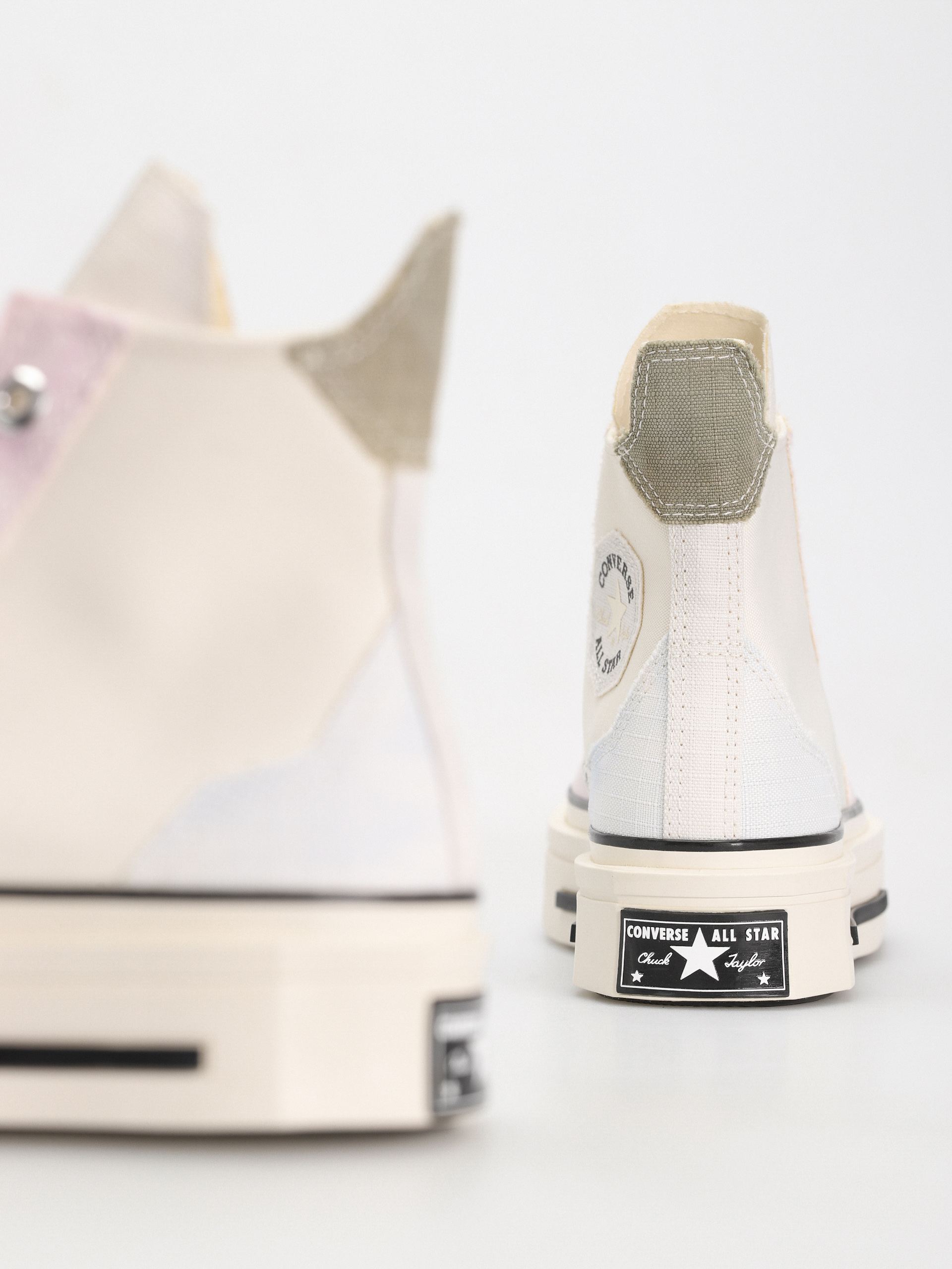 Кецове Converse Chuck 70 De Luxe Squared Hi (lilac)