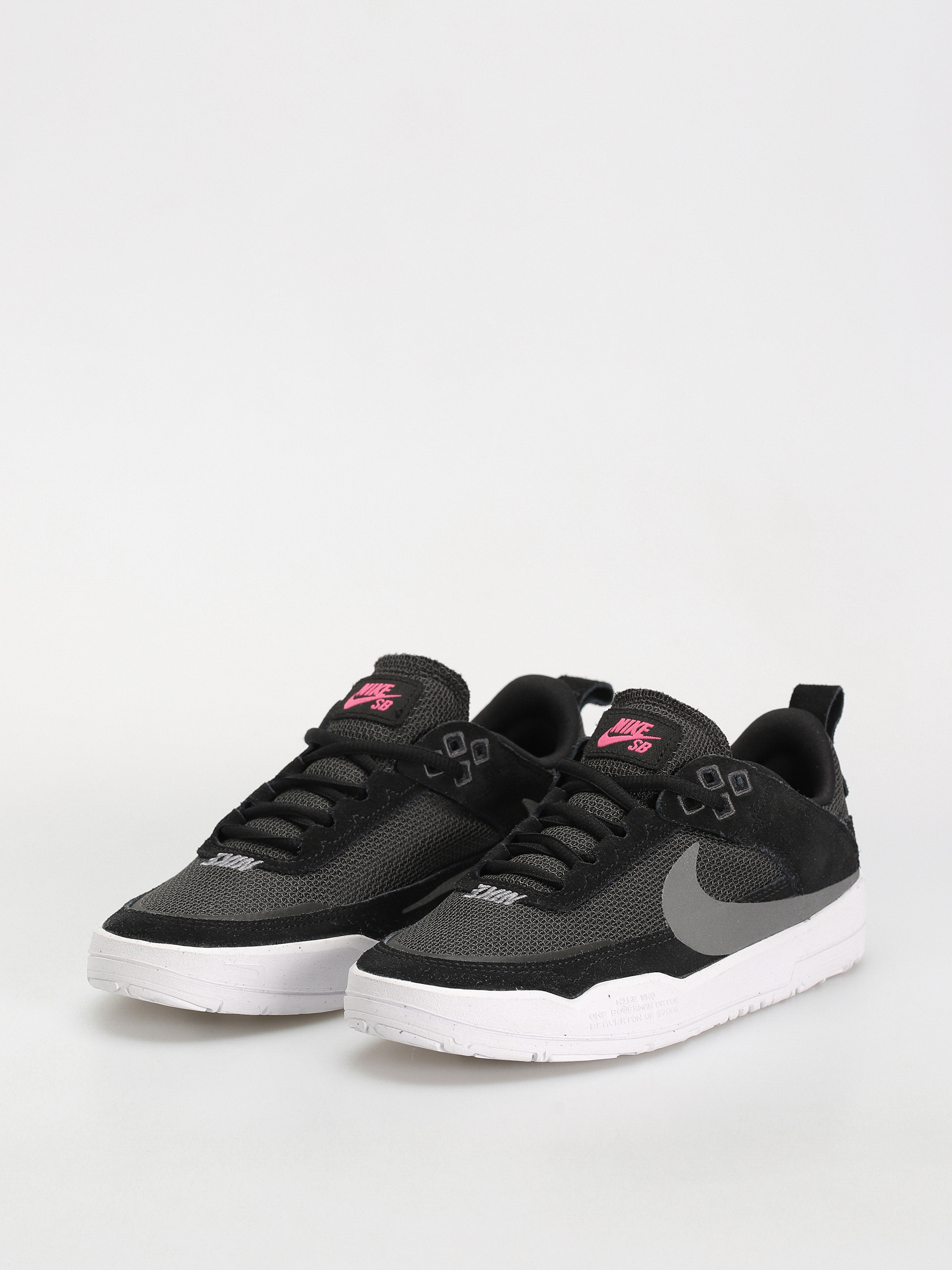 Обувки Nike SB Day One JR (black/cool grey anthracite alchemy pink)