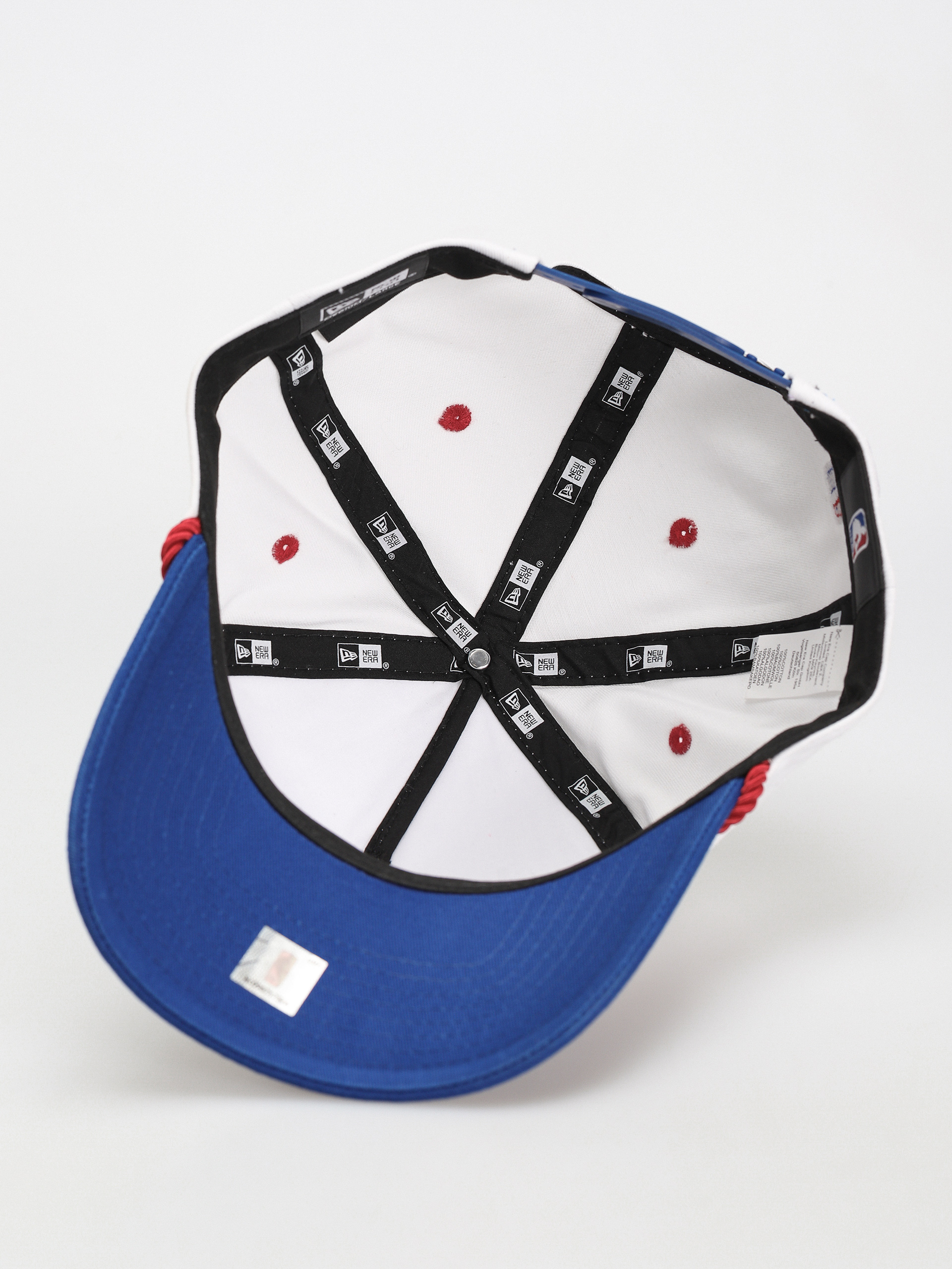 Шапка с козирка New Era Washed NBA Golfer (white/navy)