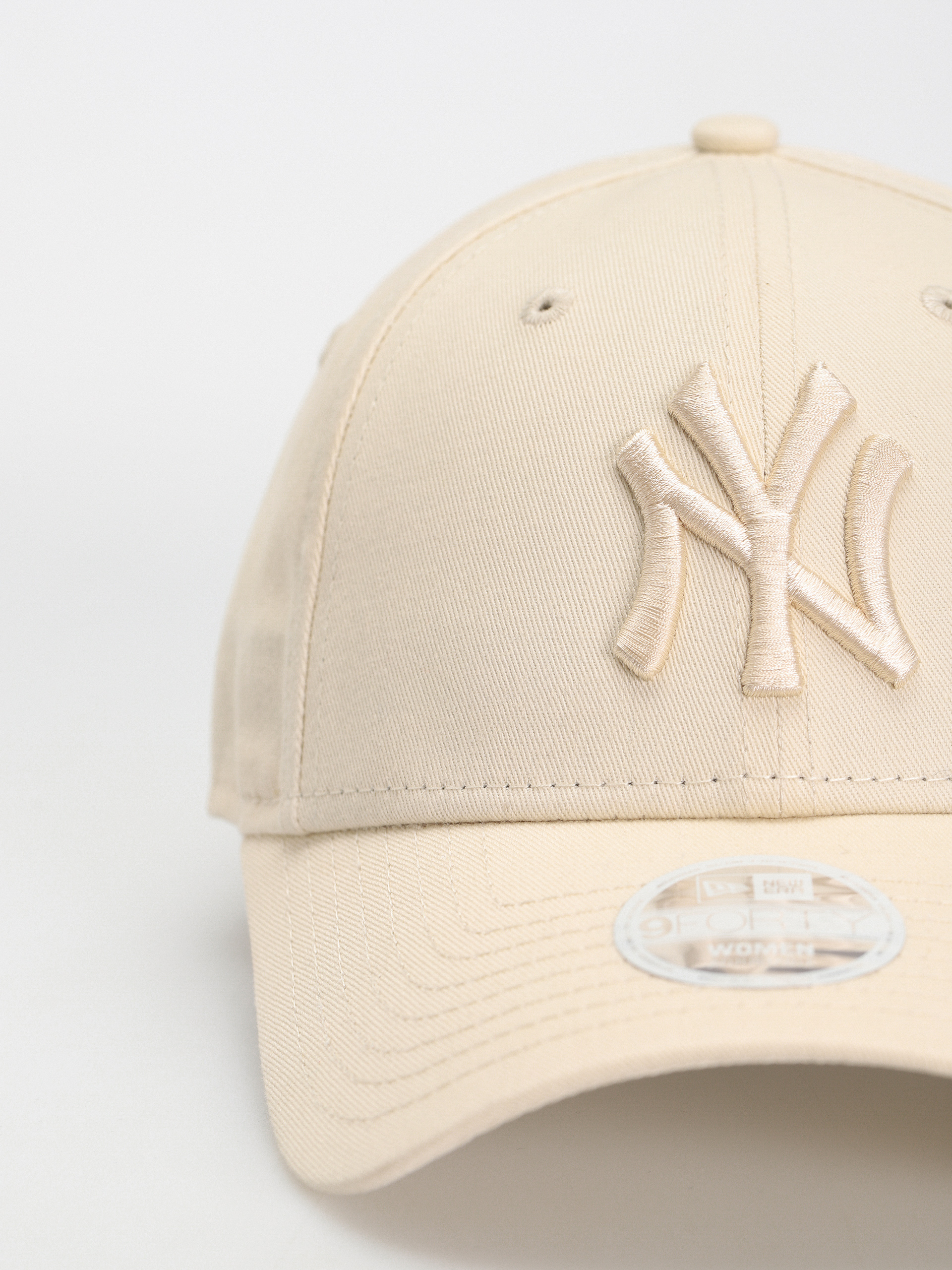 Шапка с козирка New Era League Essential 9Forty New York Yankees Wmn (beige)