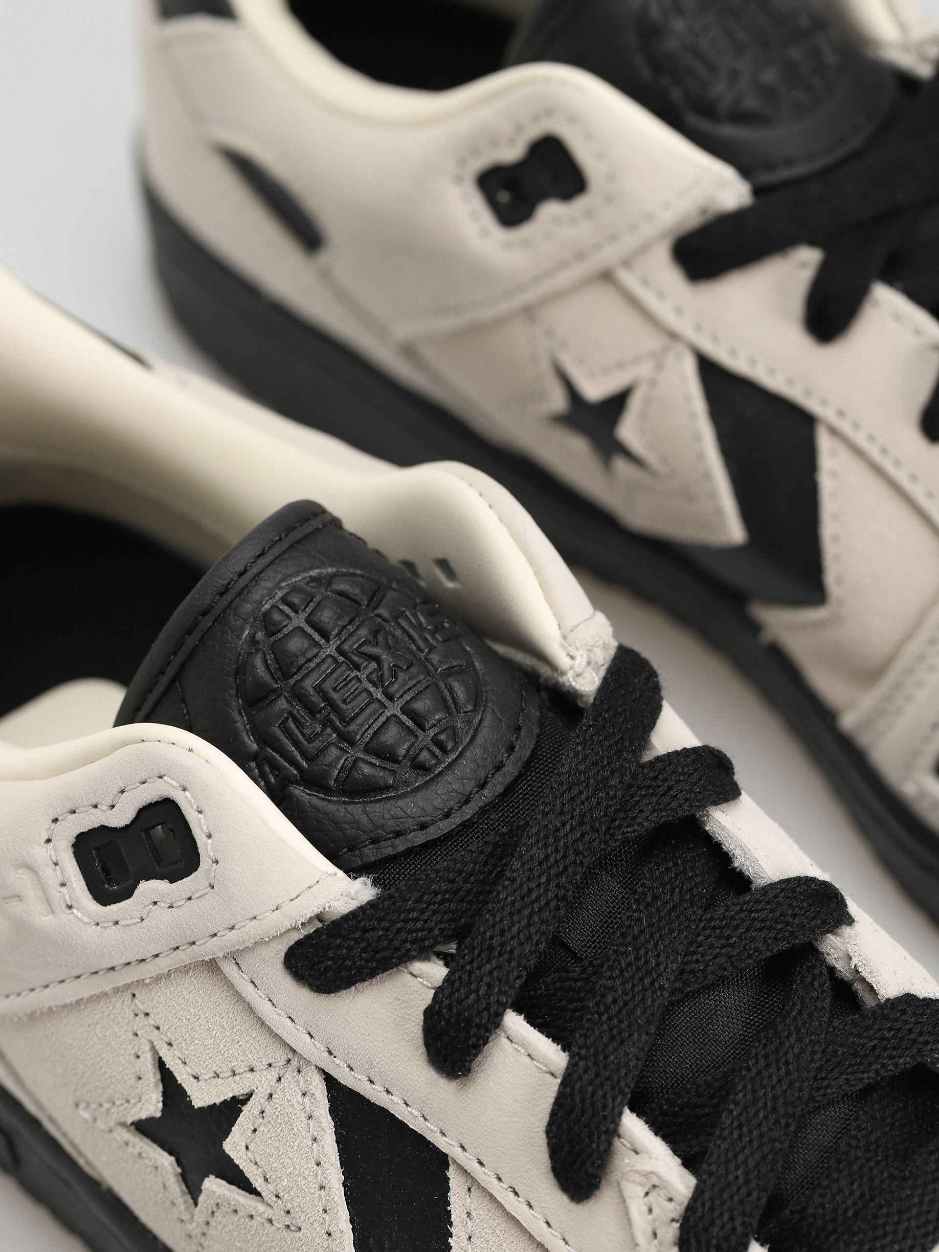 Обувки Converse As 1 Pro Ox (off white/black)