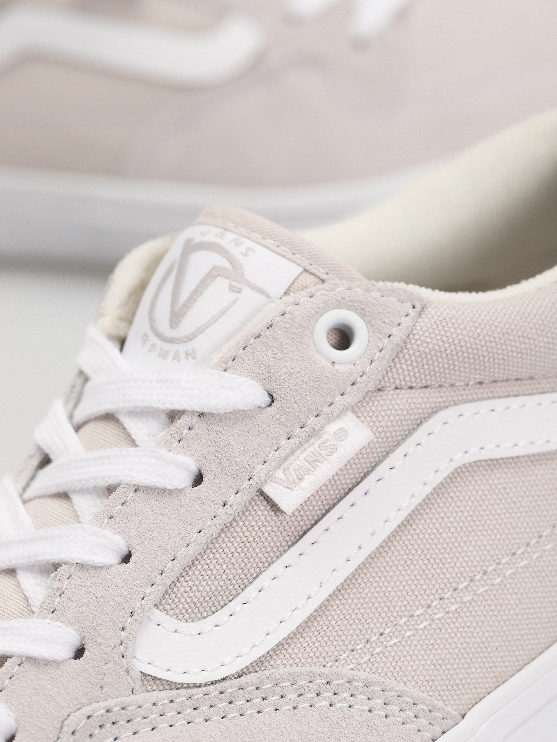 Обувки Vans Skate Rowan (chalk violet)