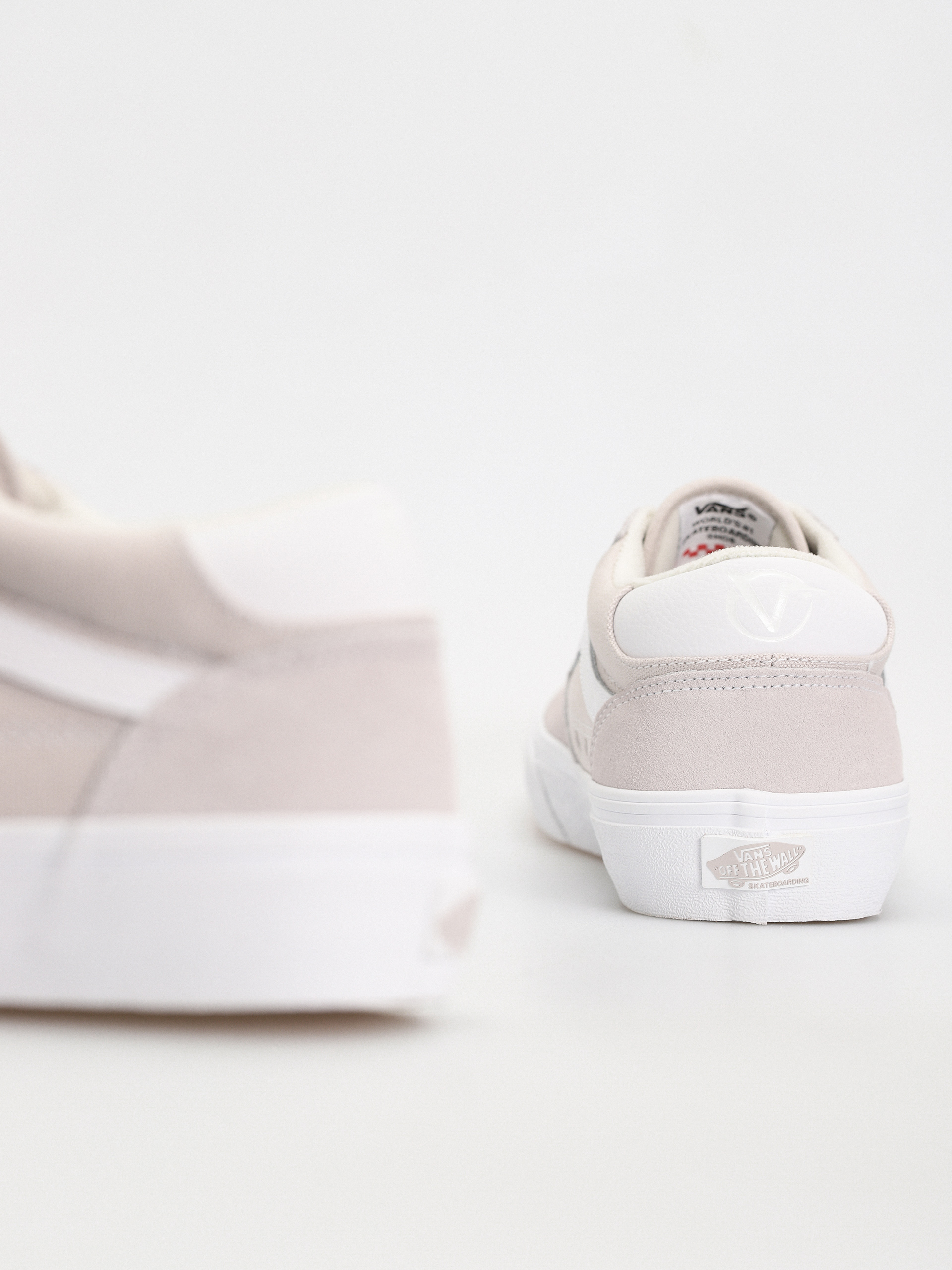 Обувки Vans Skate Rowan (chalk violet)