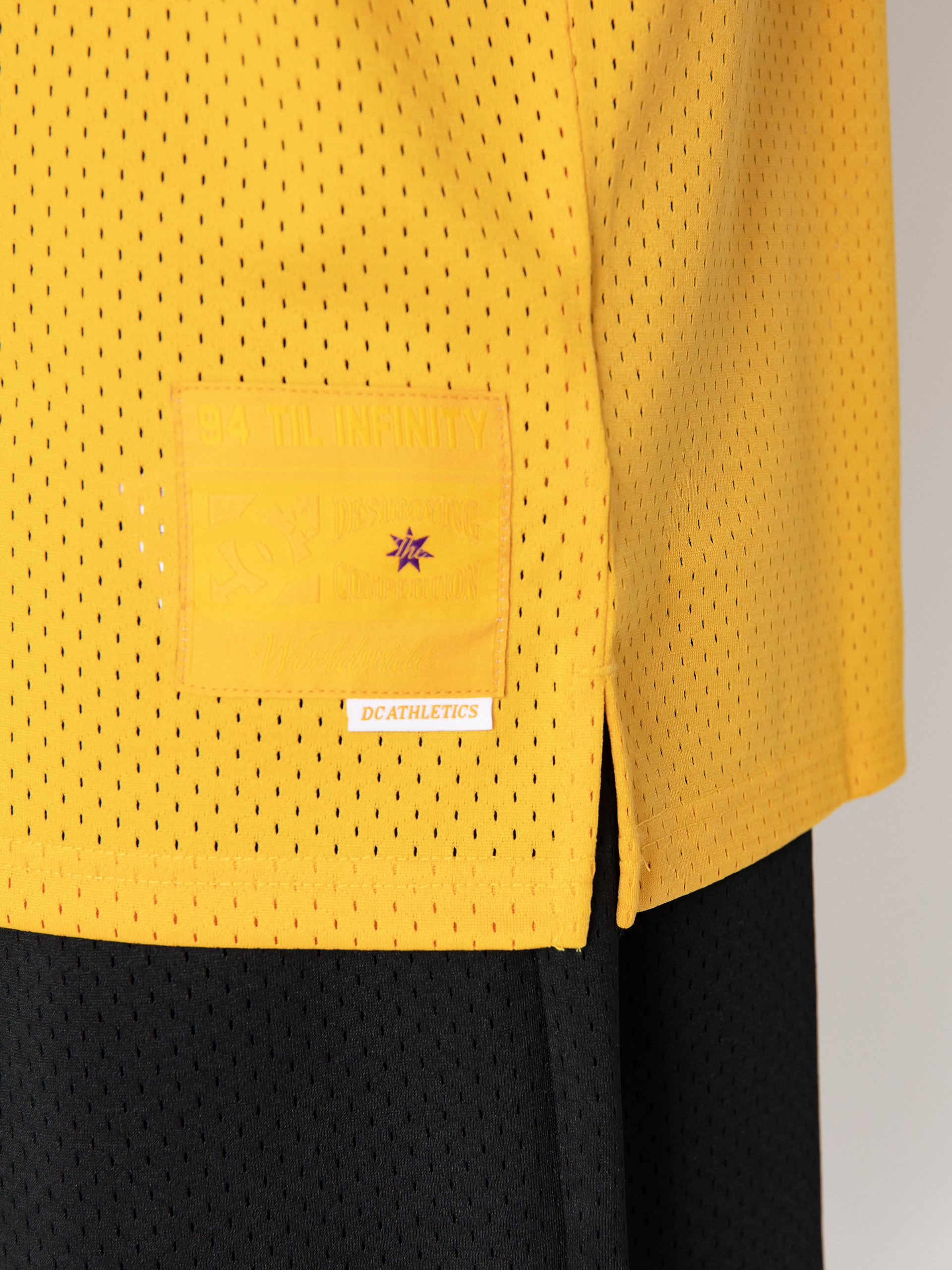 Тениска DC Showtime (saffron)