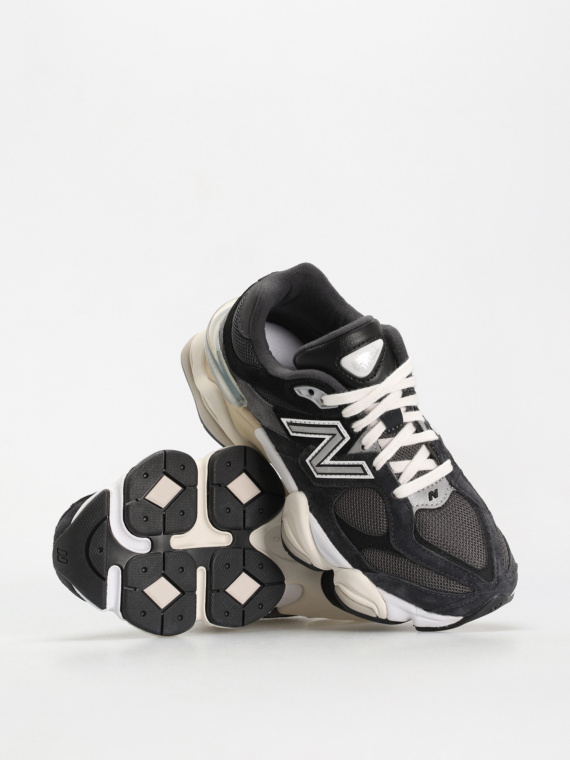 Обувки New Balance 9060 (black)
