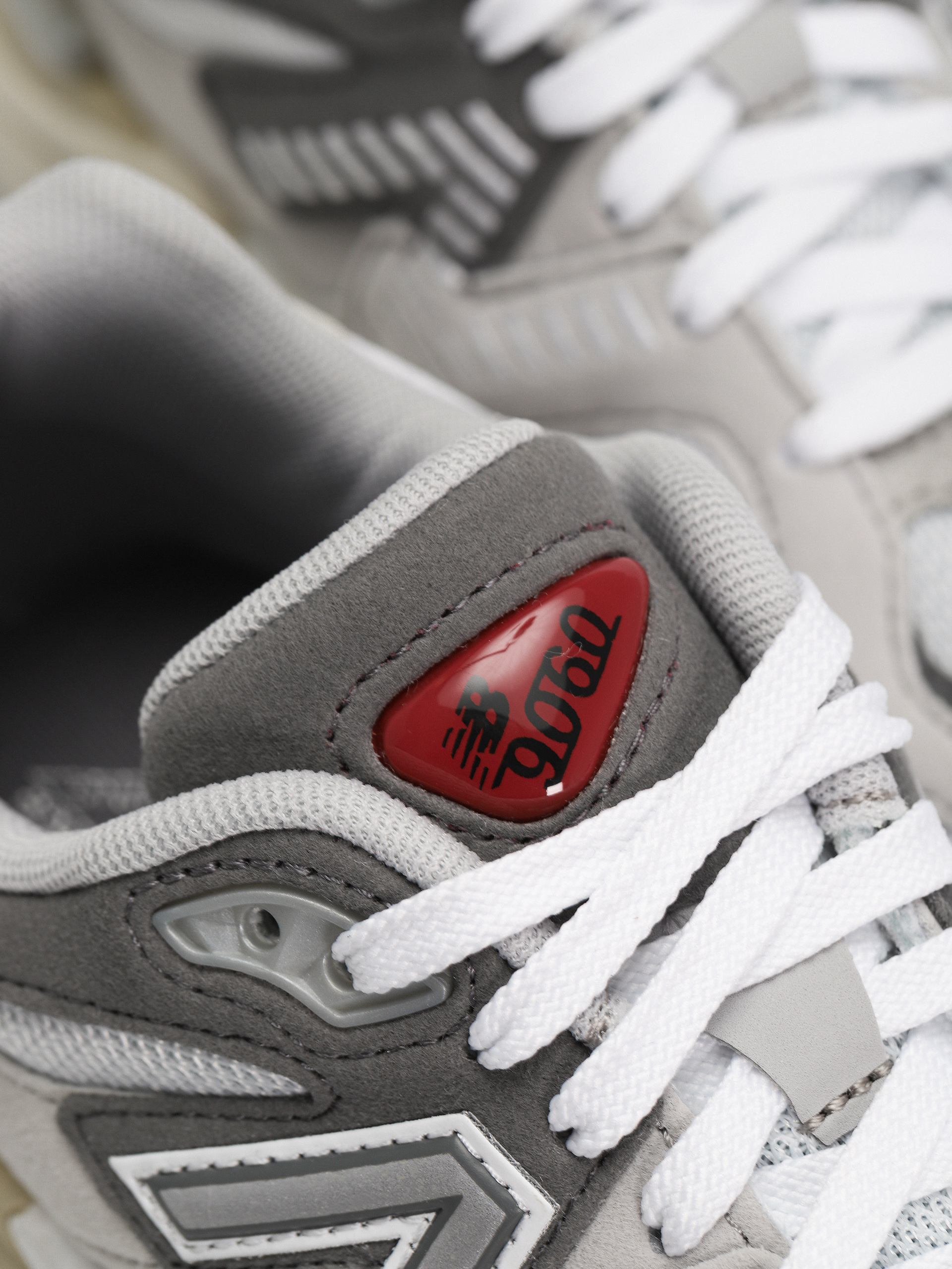 Обувки New Balance 9060 JR (raincloud)