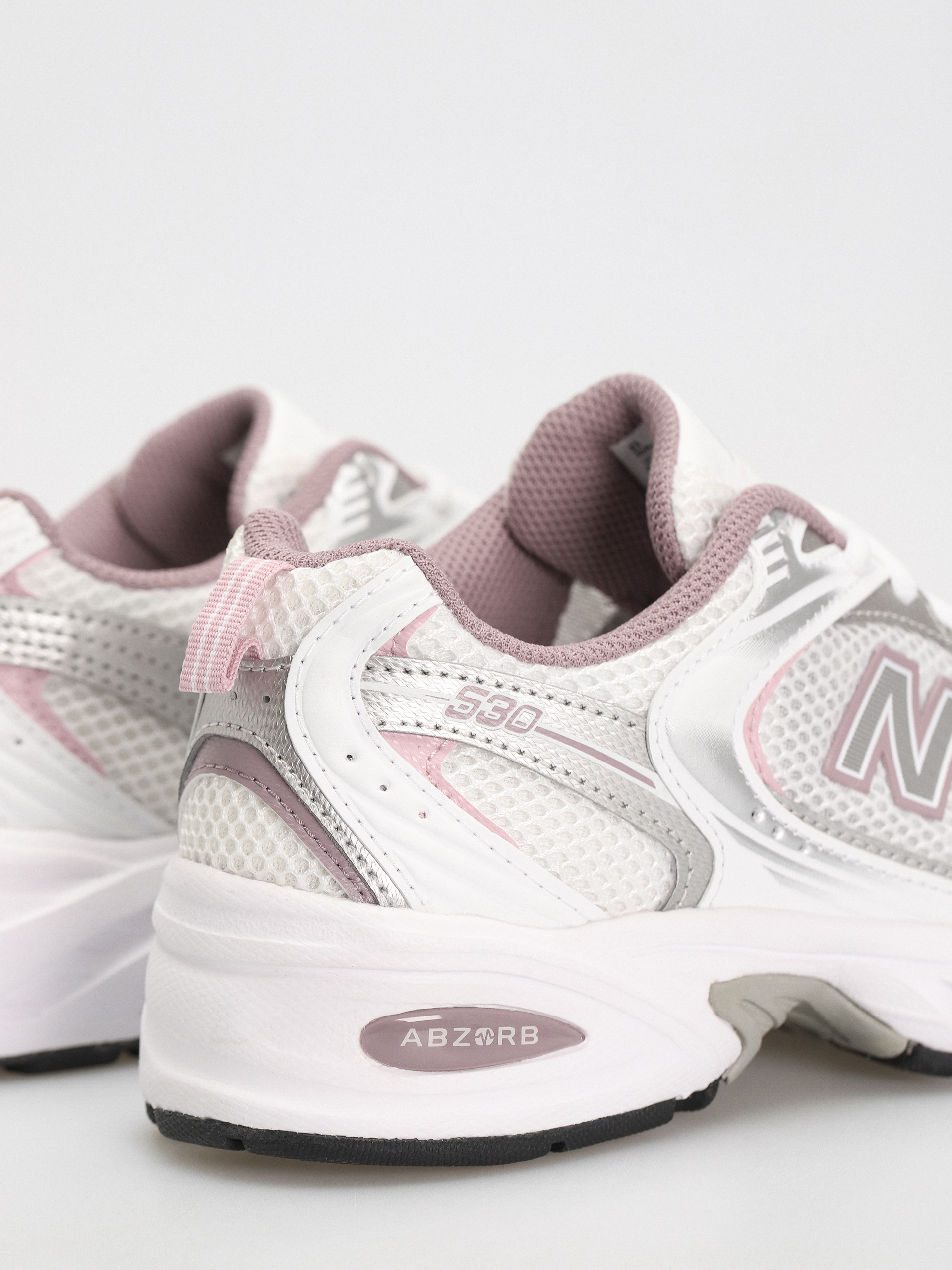 Обувки New Balance 530 (white silver pink)
