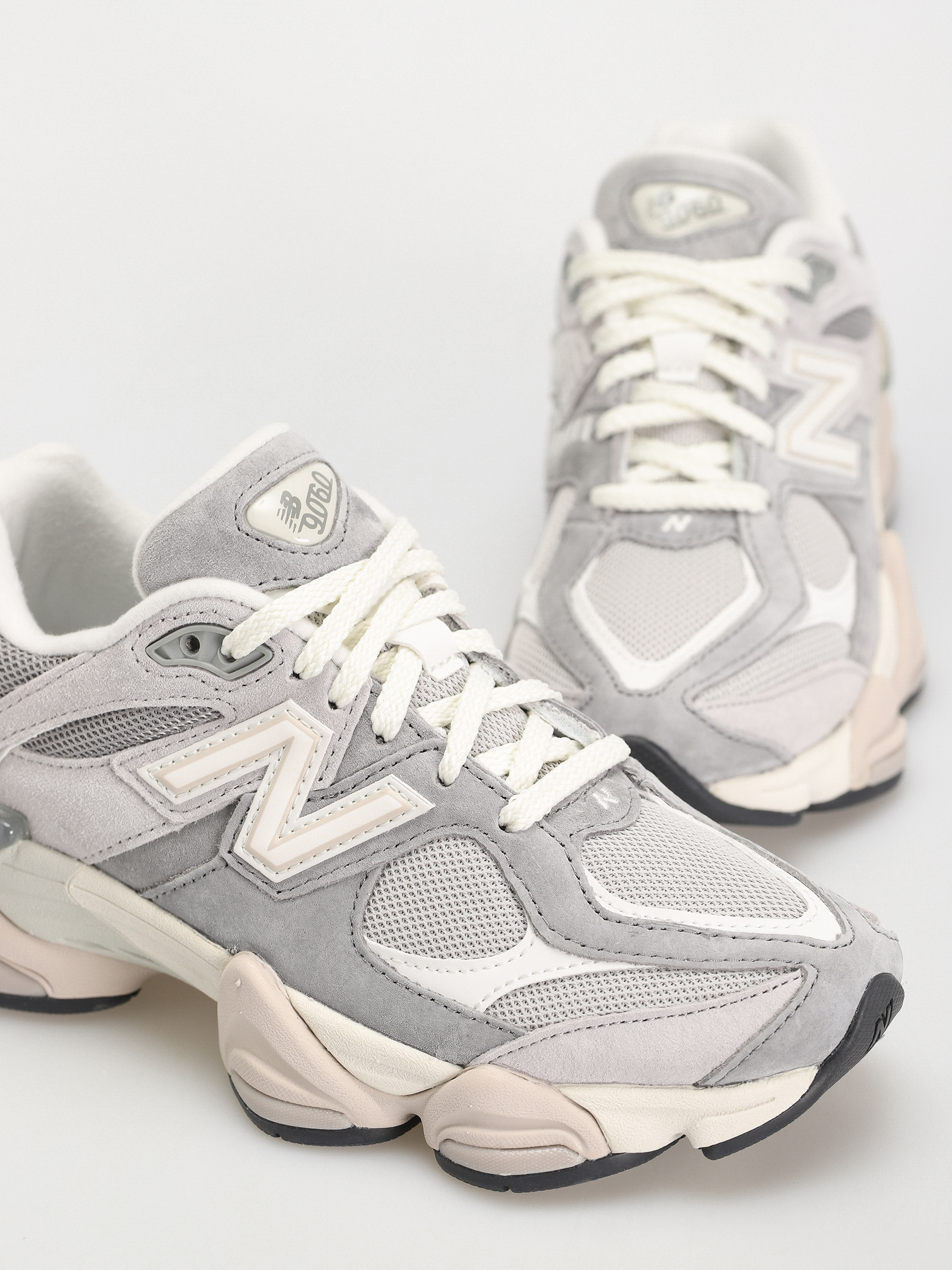 Обувки New Balance 9060 (slate grey)