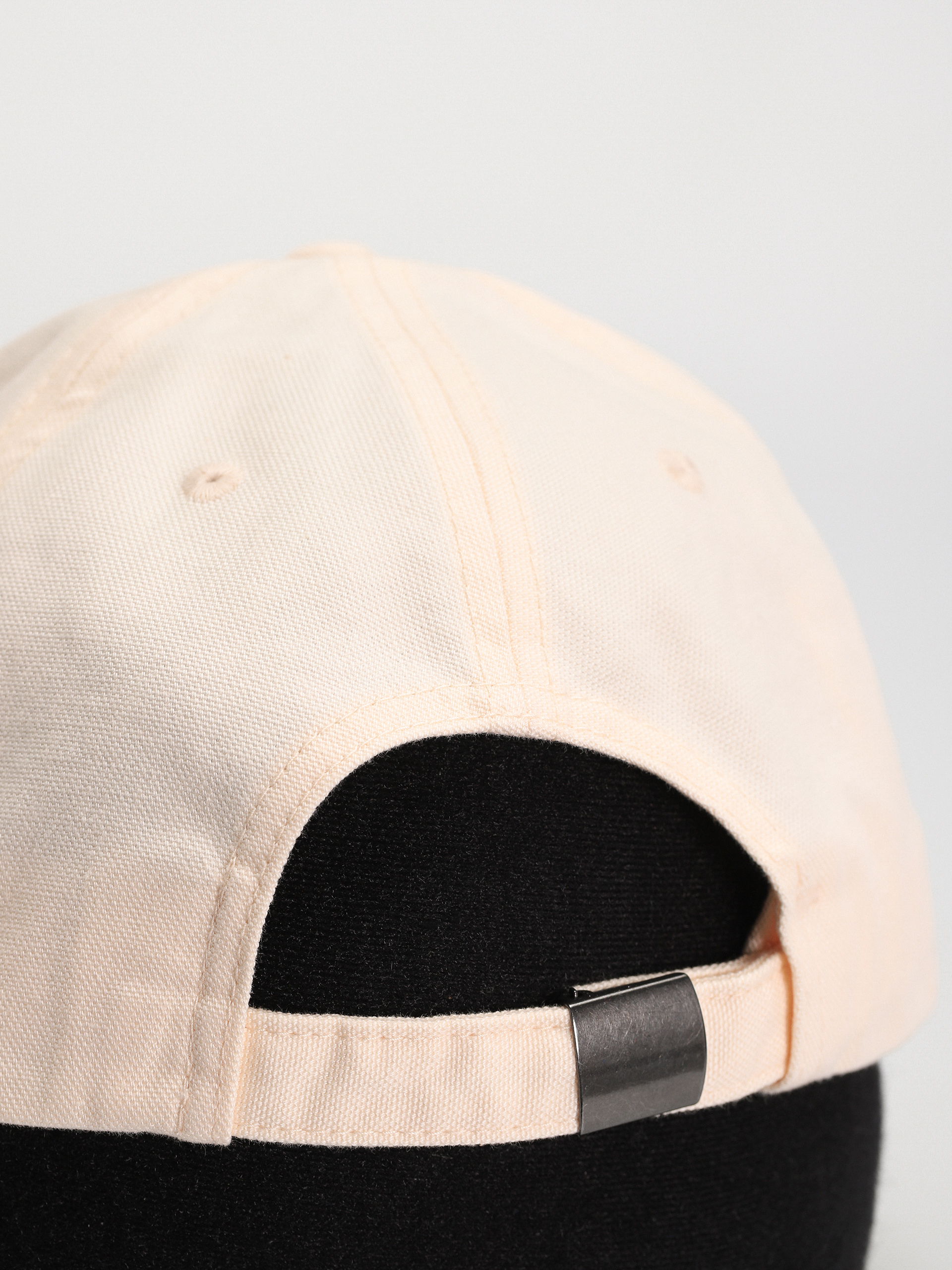 Шапка с козирка Nike SB Club (guava ice/neutral olive)