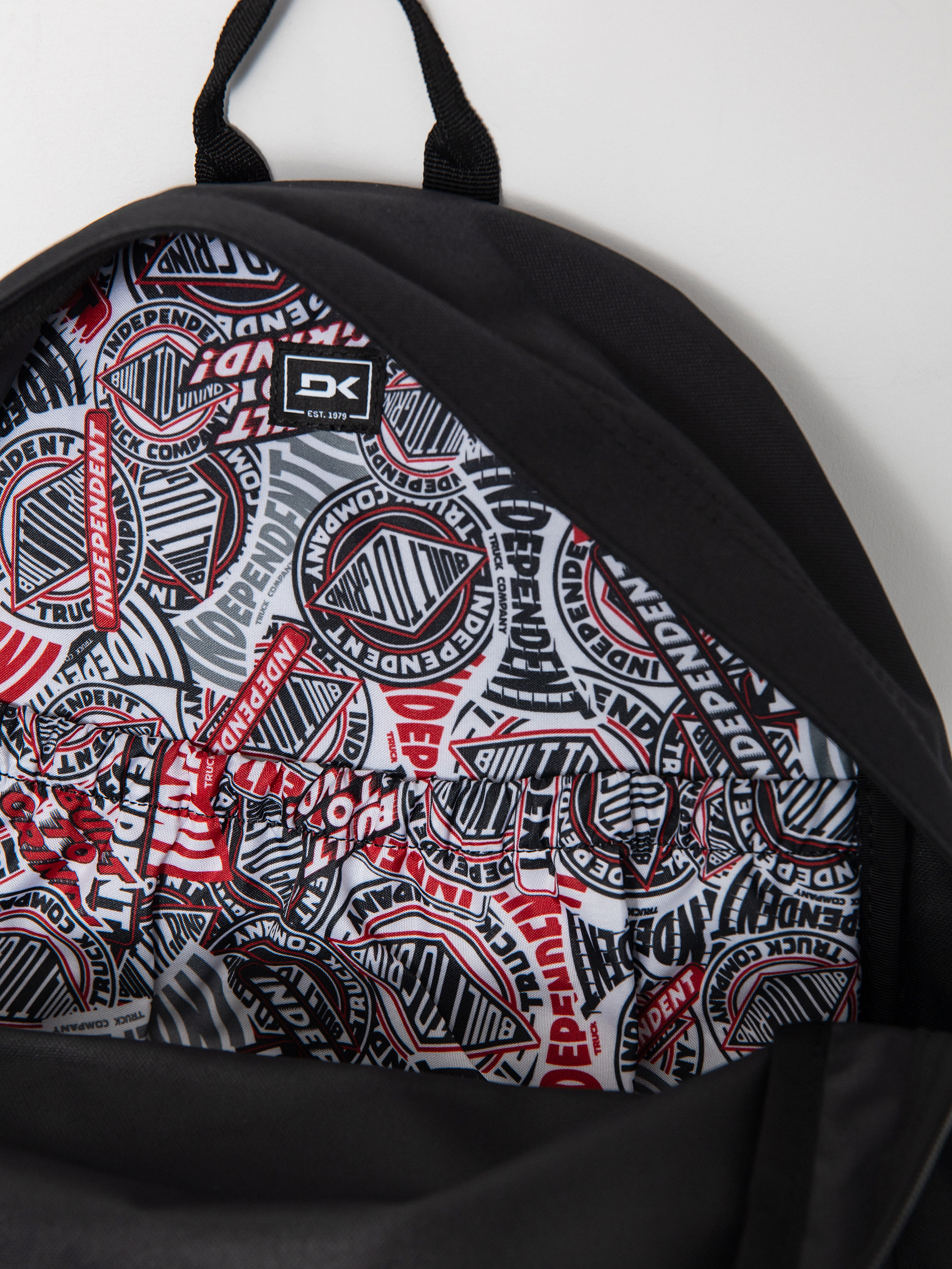 Раница Dakine X Independent 365 Pack 21L (black)