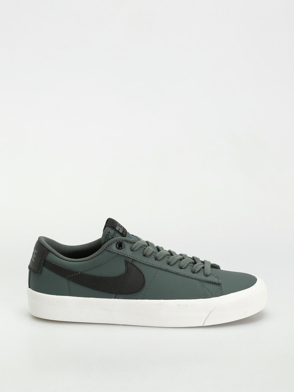 Обувки Nike SB Blazer Low Pro Gt (vintage green/black vintage green)