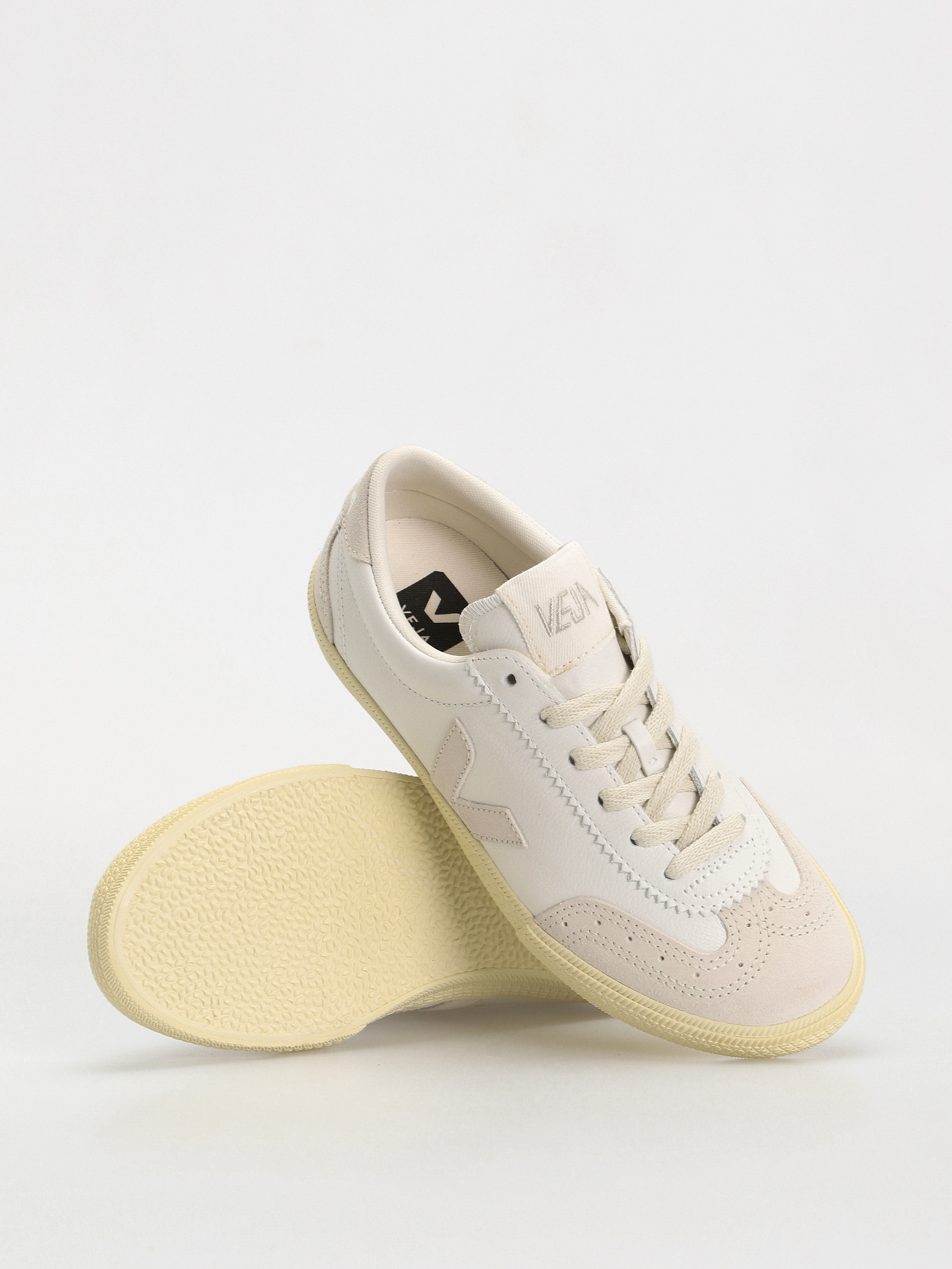 Обувки Veja Volley Wmn (white natural)