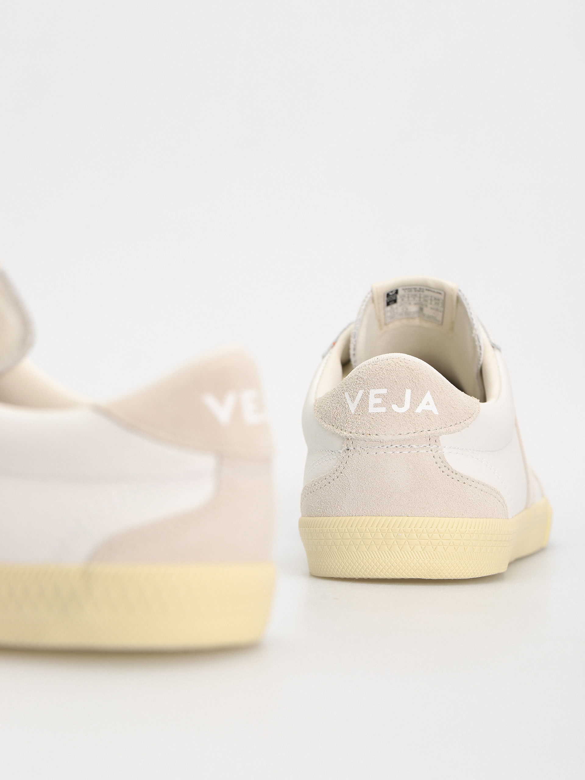 Обувки Veja Volley (white natural)