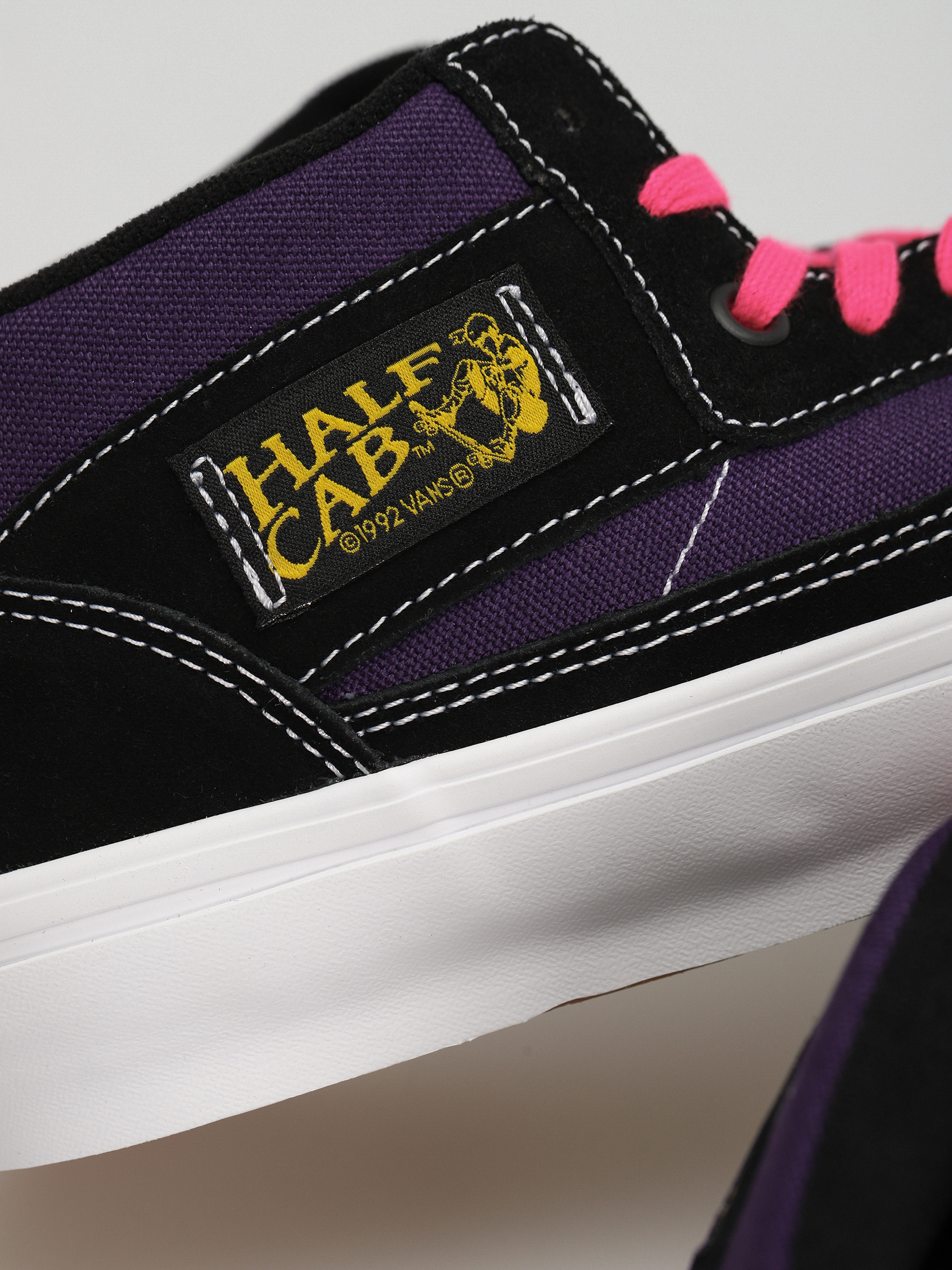 Обувки Vans Skate Half Cab (black/purple)