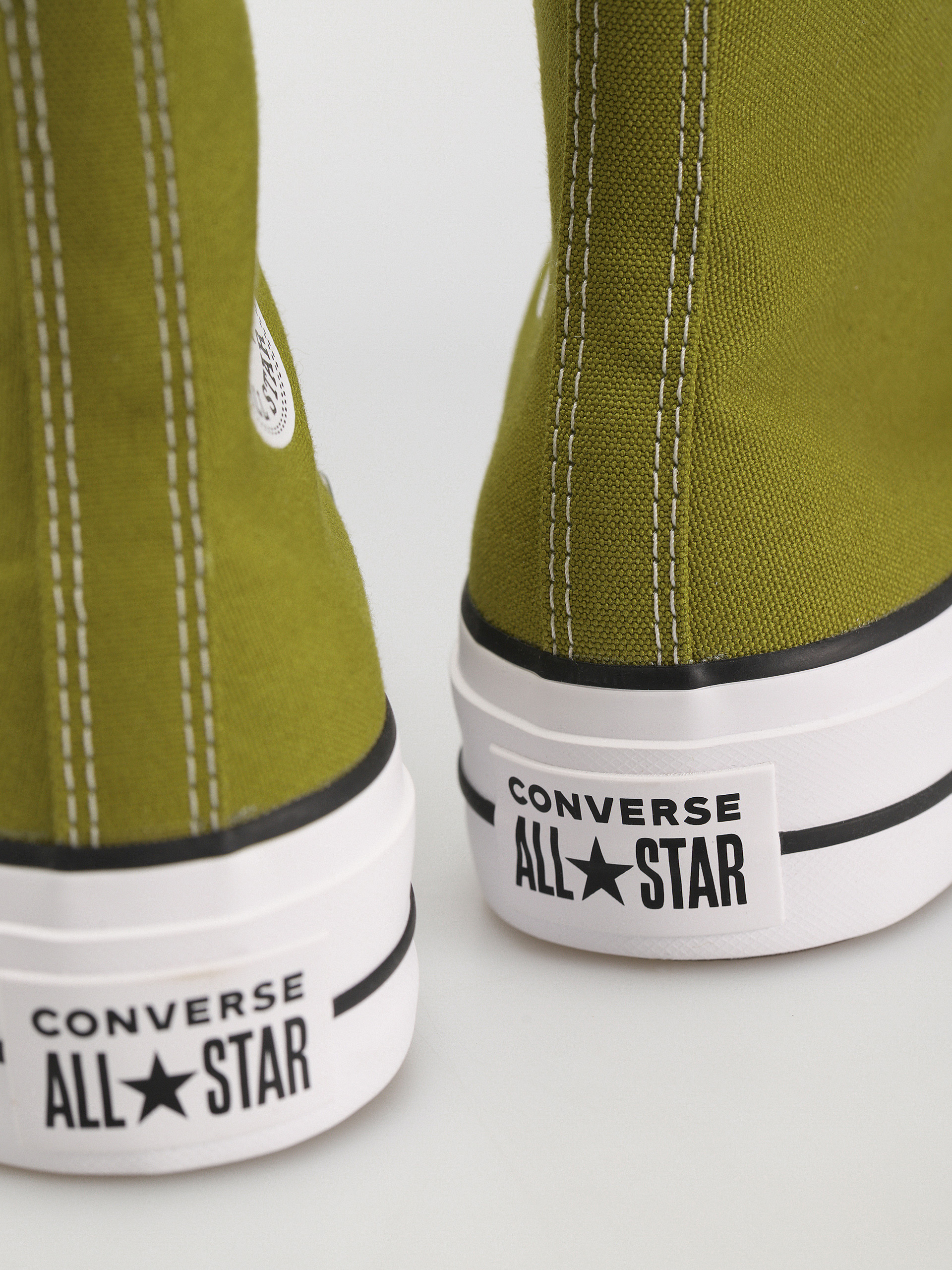Кецове Converse Chuck Taylor All Star Lift Hi Wmn (magic forest/white/black)