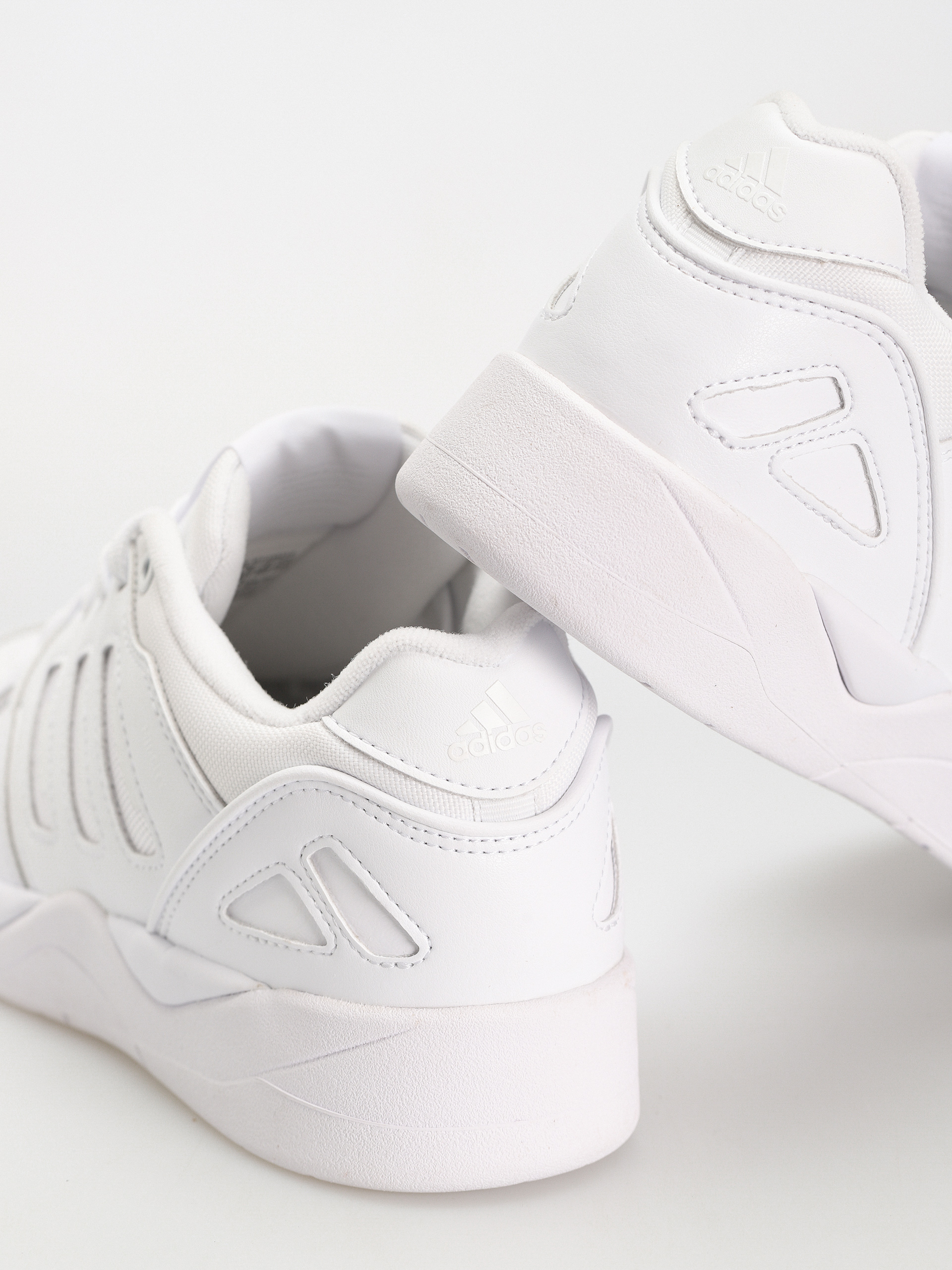 Обувки adidas Midcity Low (ftwwht/ftwwht/greone)