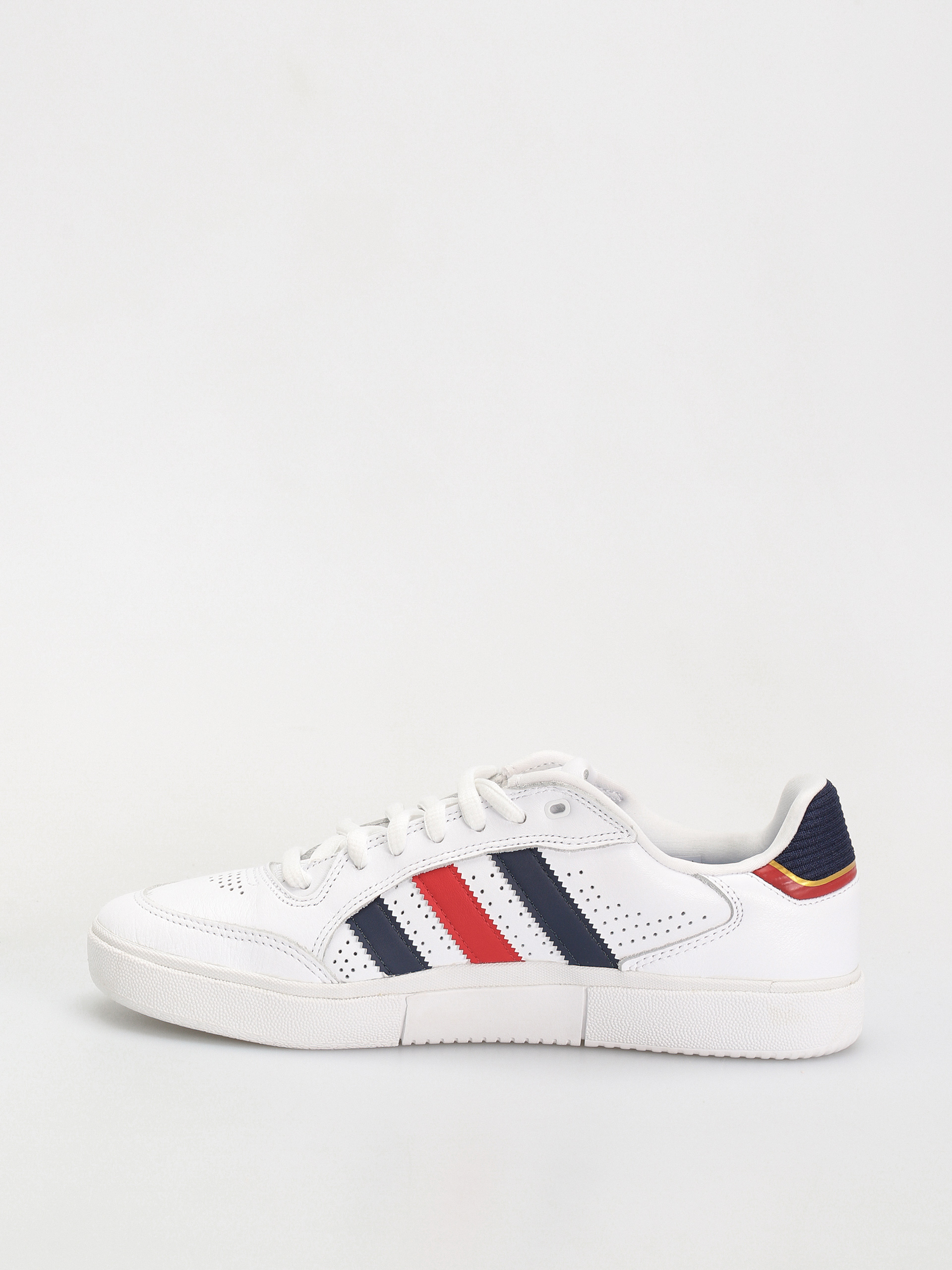 Обувки adidas Tyshawn LOW (ftwwht/betsca/goldmt)