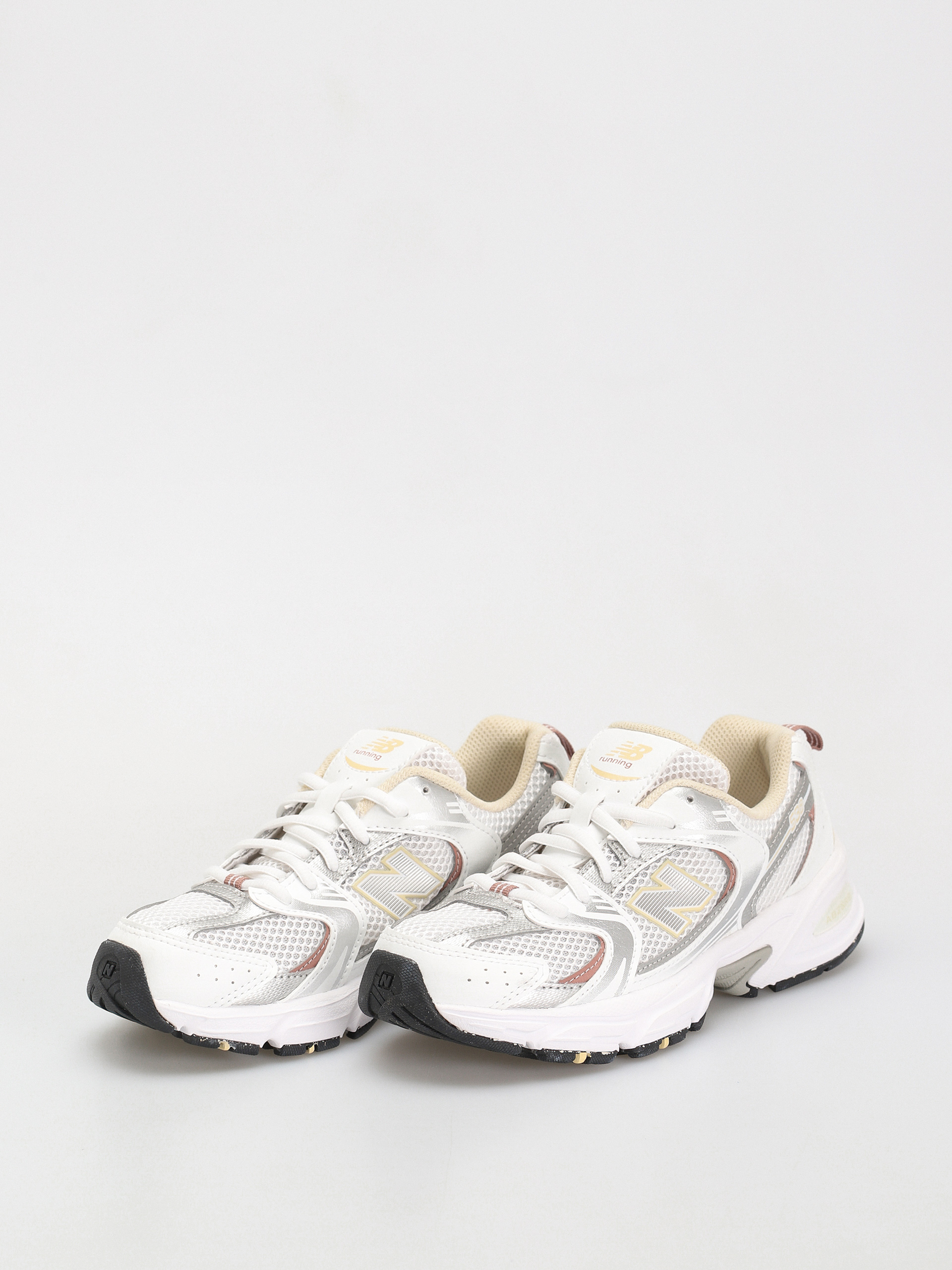 Обувки New Balance 530 JR (white silver beige)