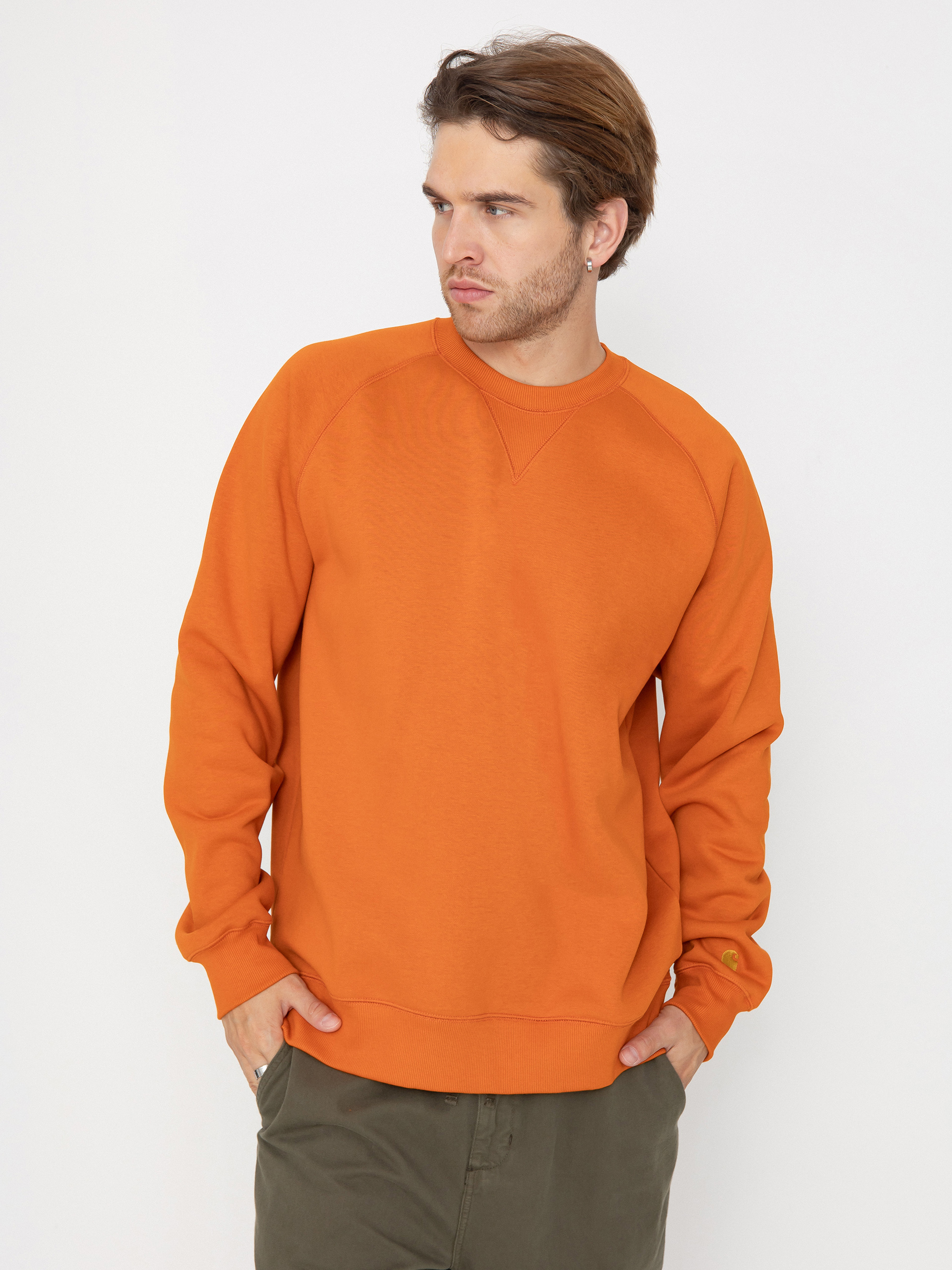 u0421u0443u0438u0442u0448u044au0440u0442 Carhartt WIP Chase (turmeric/gold)