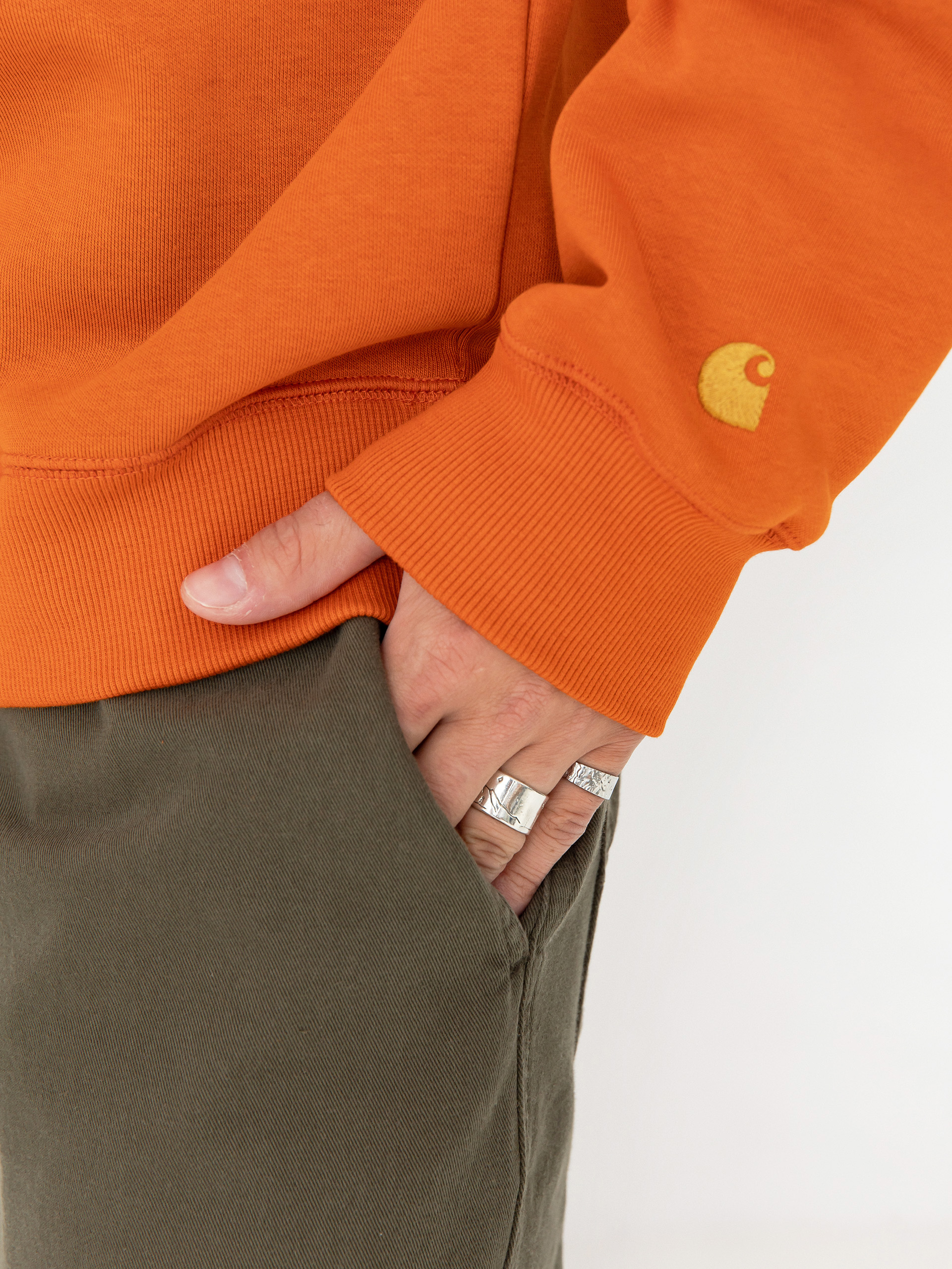 Суитшърт Carhartt WIP Chase (turmeric/gold)