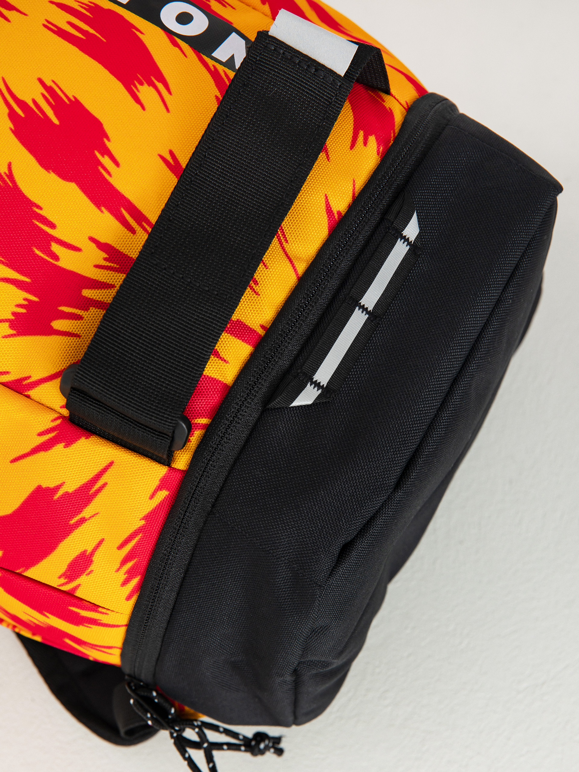 Раница Burton Distortion 18L JR (fur goldenrod)