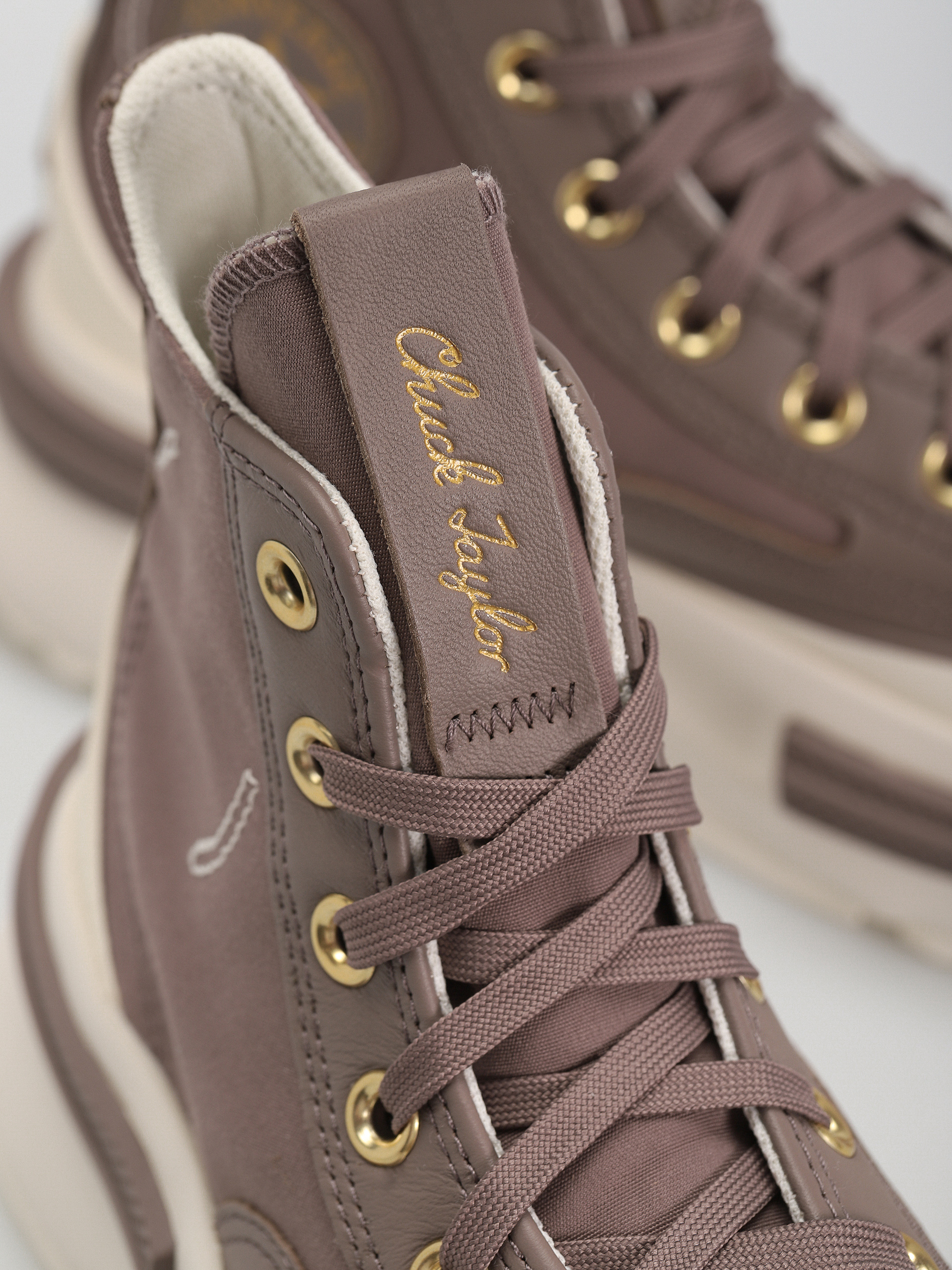 Обувки Converse Run Star Legacy CX Hi (pure pumice/egret/gold)