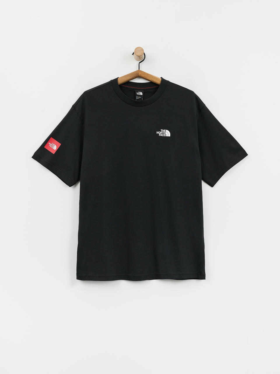 Тениска The North Face Axys (tnf black)