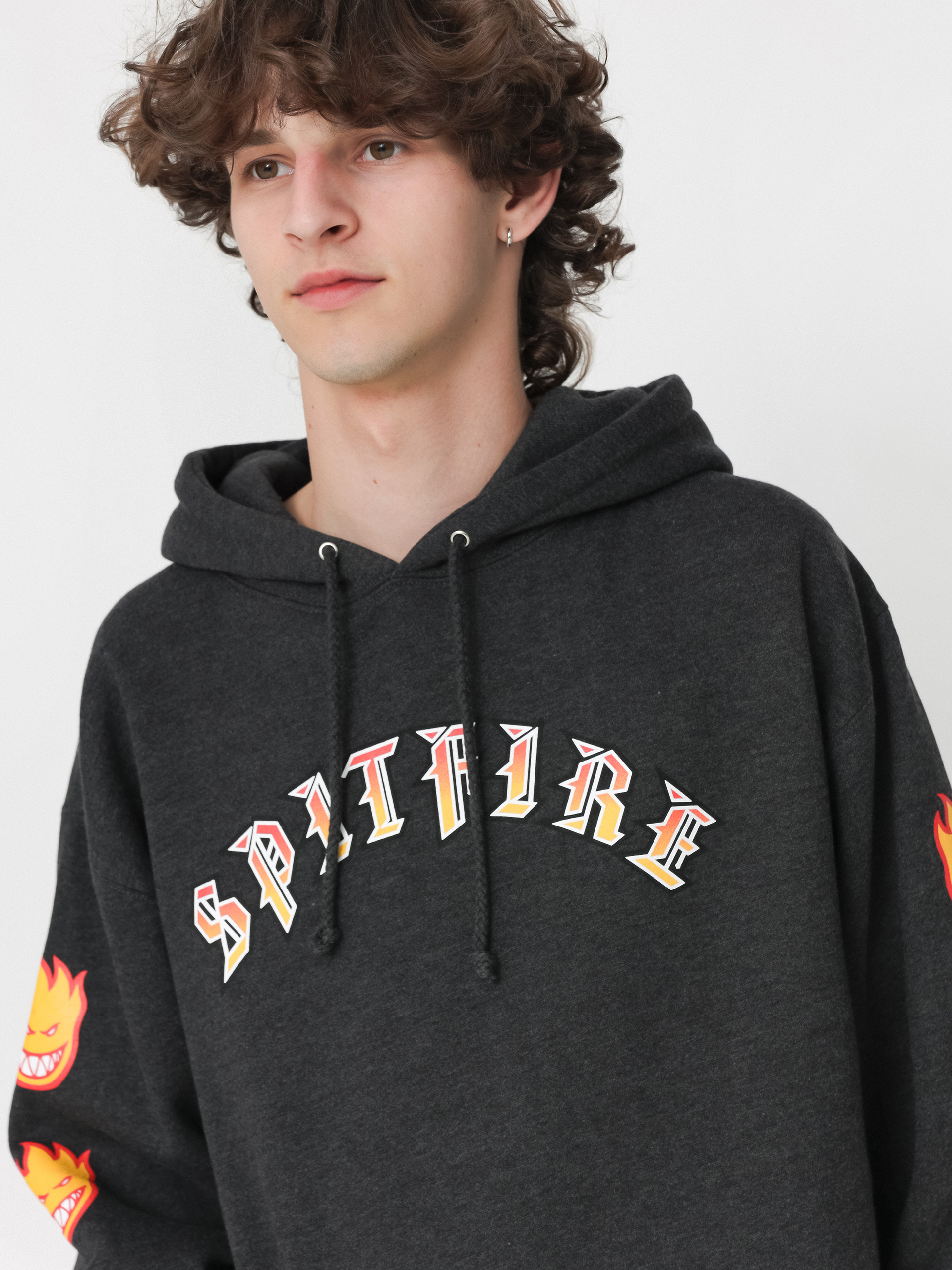 Суитшърт с качулка Spitfire Ol E Big Head HD (charcoal)