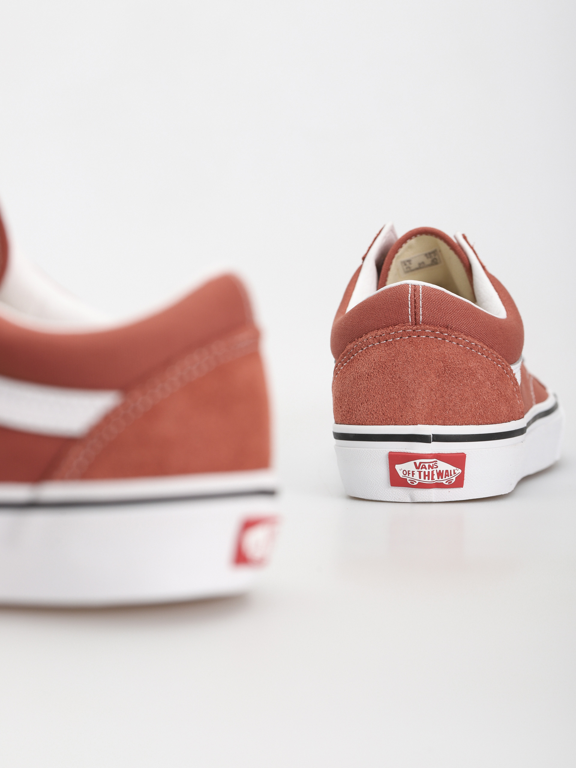 Обувки Vans Old Skool (color theory auburn)