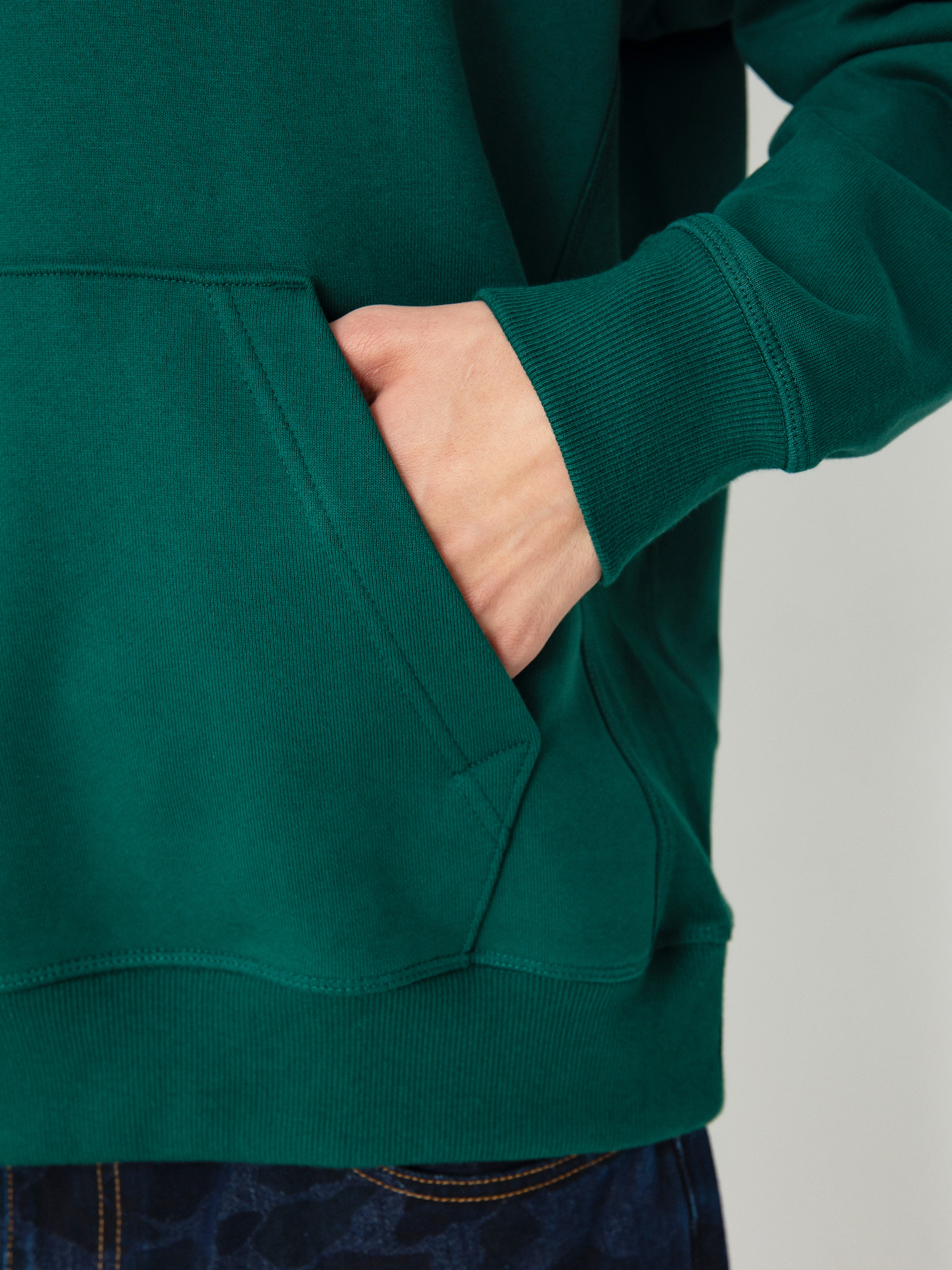 Суитшърт с качулка New Balance Athletics Relaxed League HD (marshgreen)