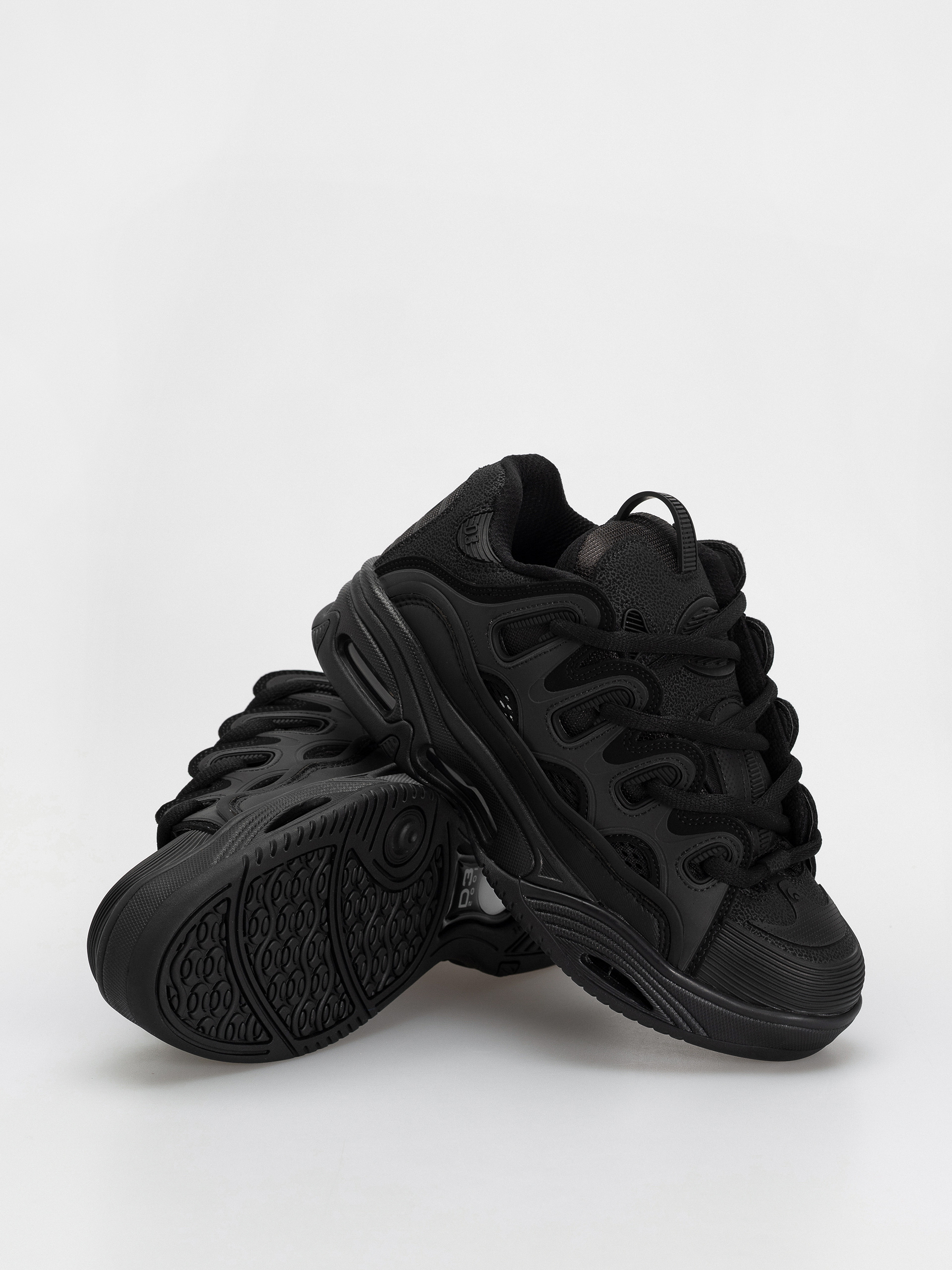 Обувки Osiris D3 2001 (black/black/black)
