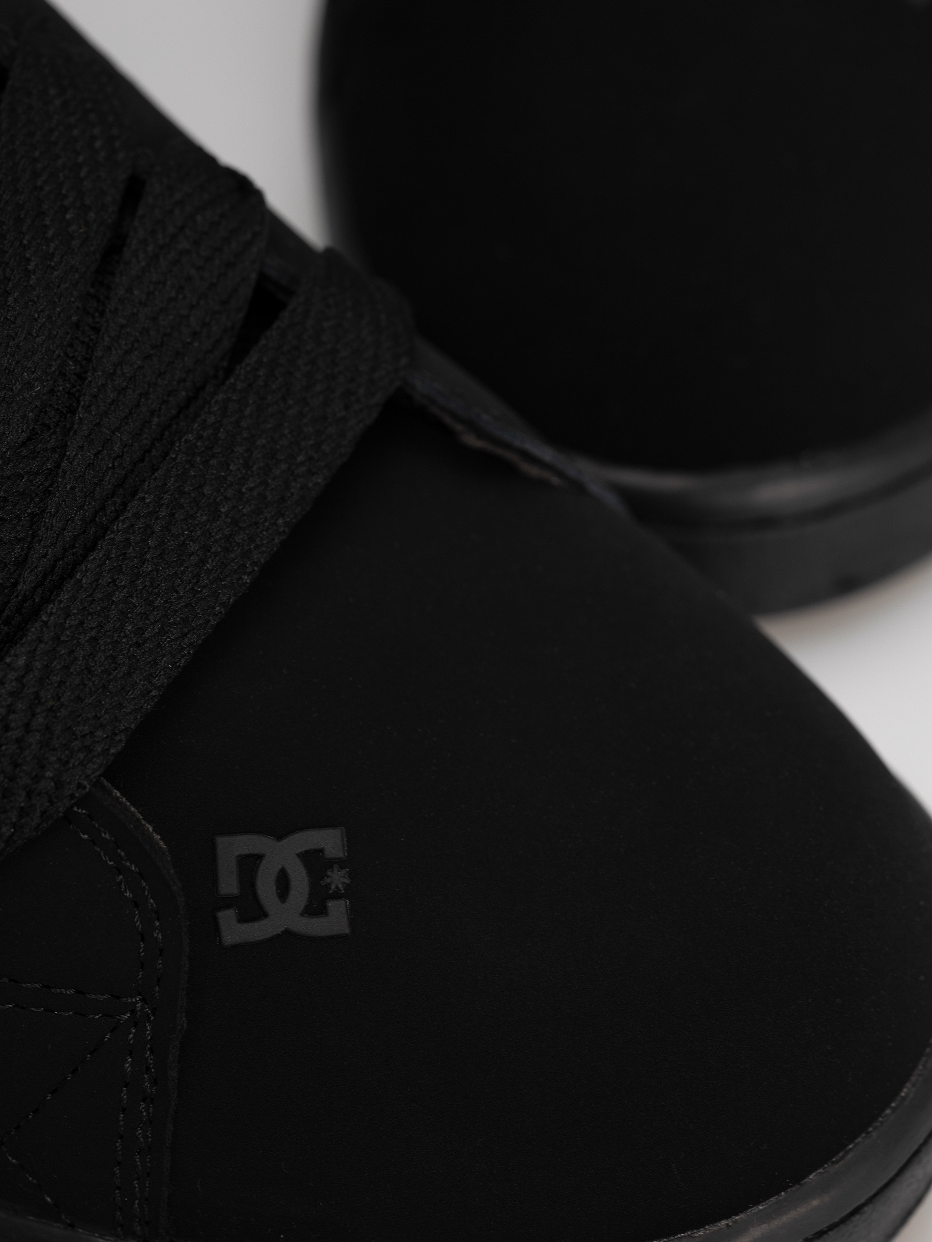 Обувки DC Court Graffik (black/black/black)