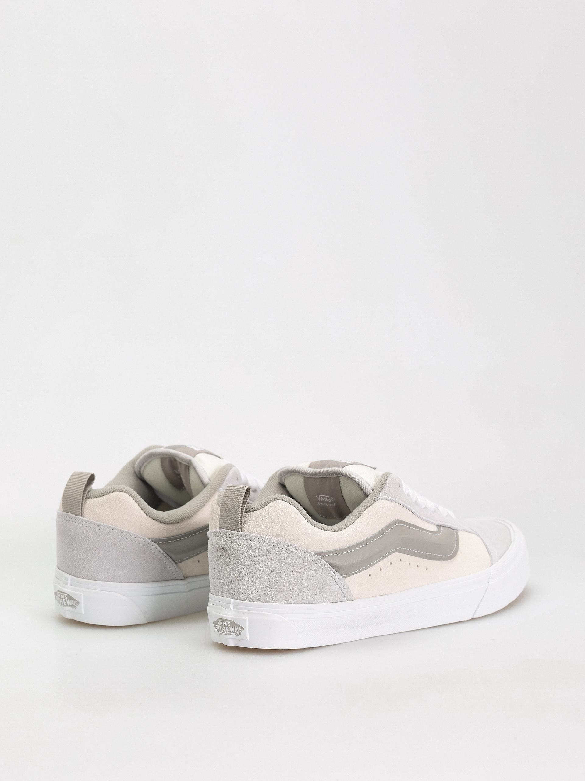Обувки Vans Knu Skool (tri-tone block light gray)