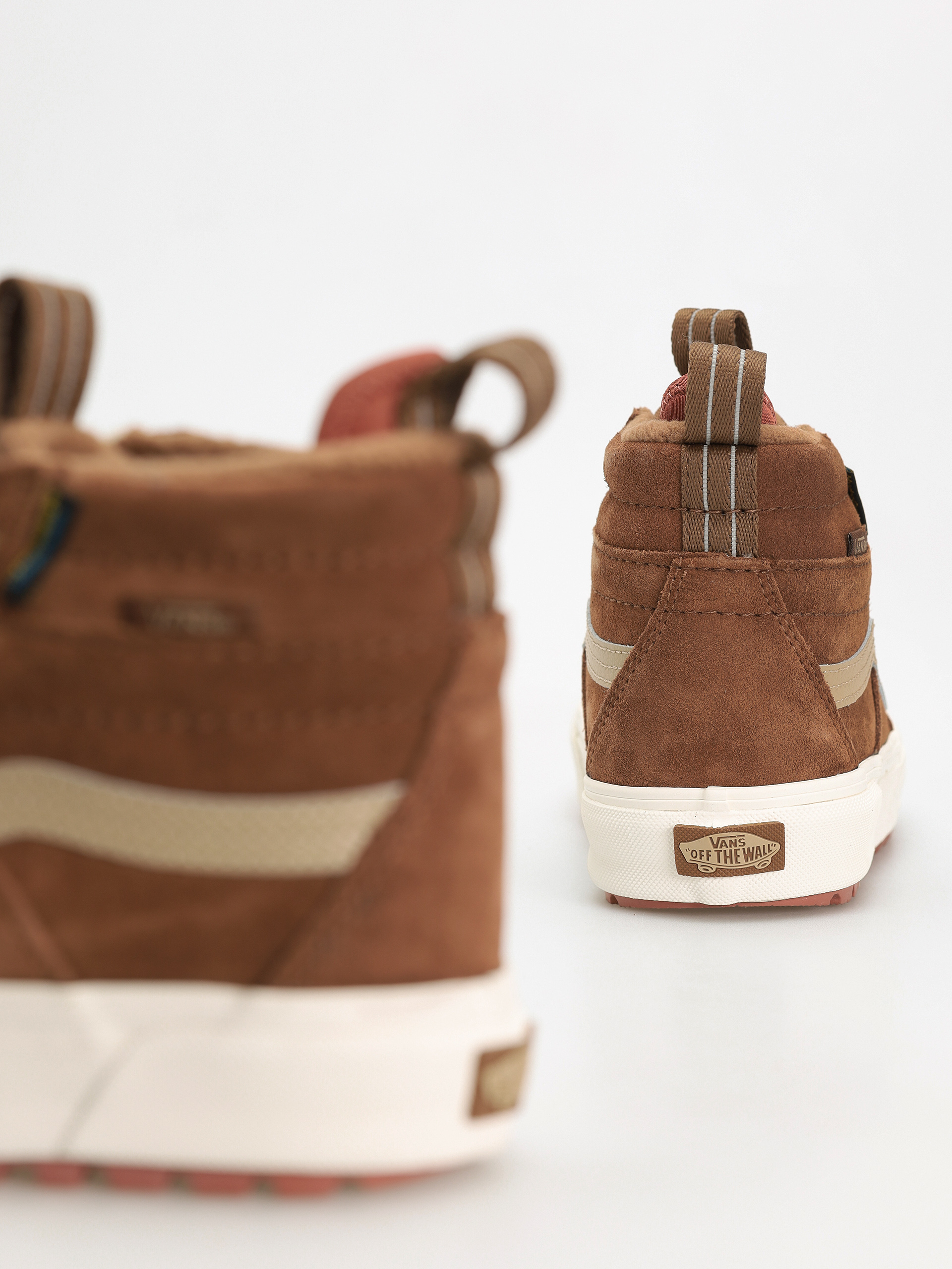 Обувки Vans Sk8 Hi Waterproof MTE (brown)