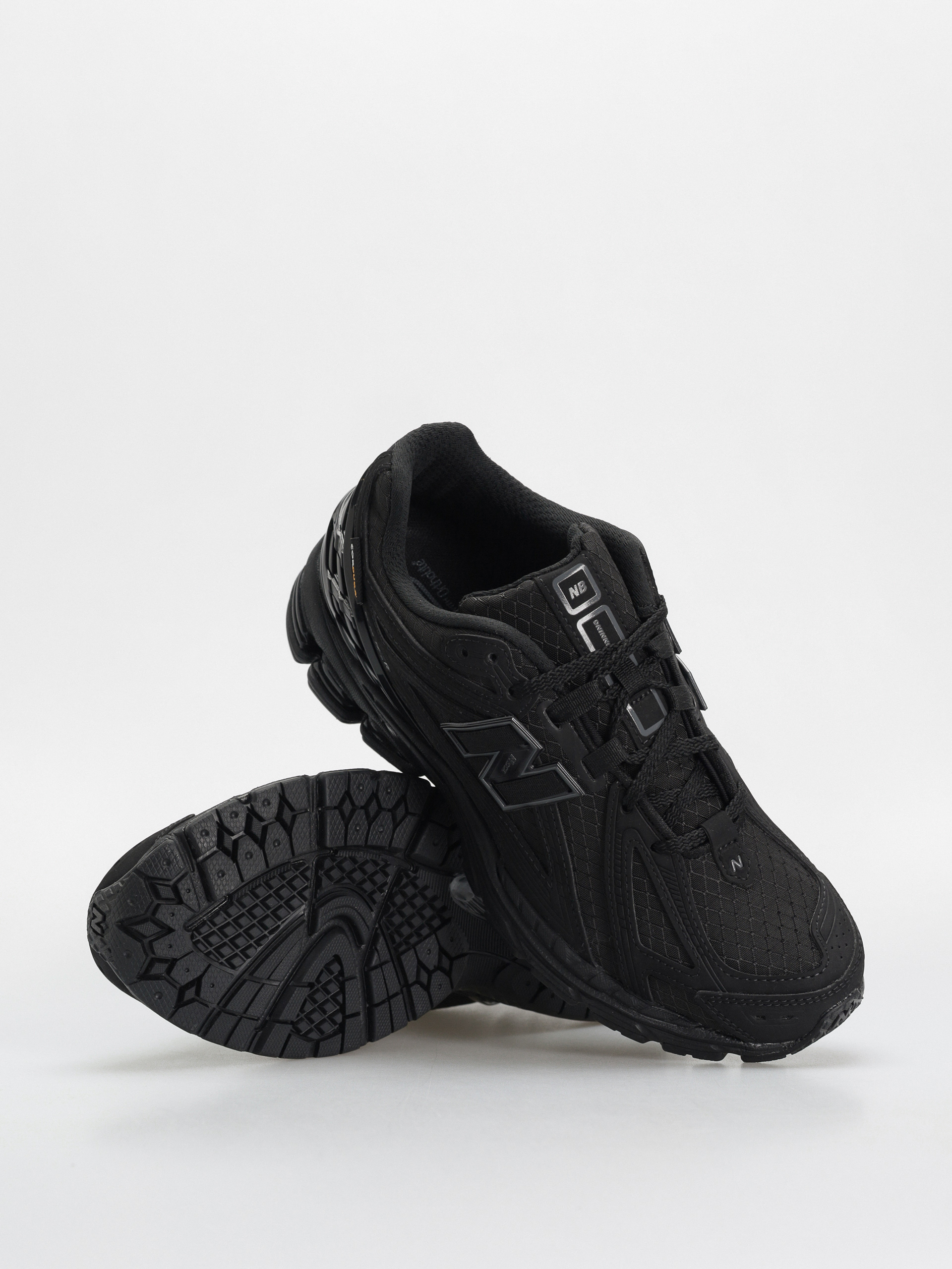 Обувки New Balance 1906 (black)