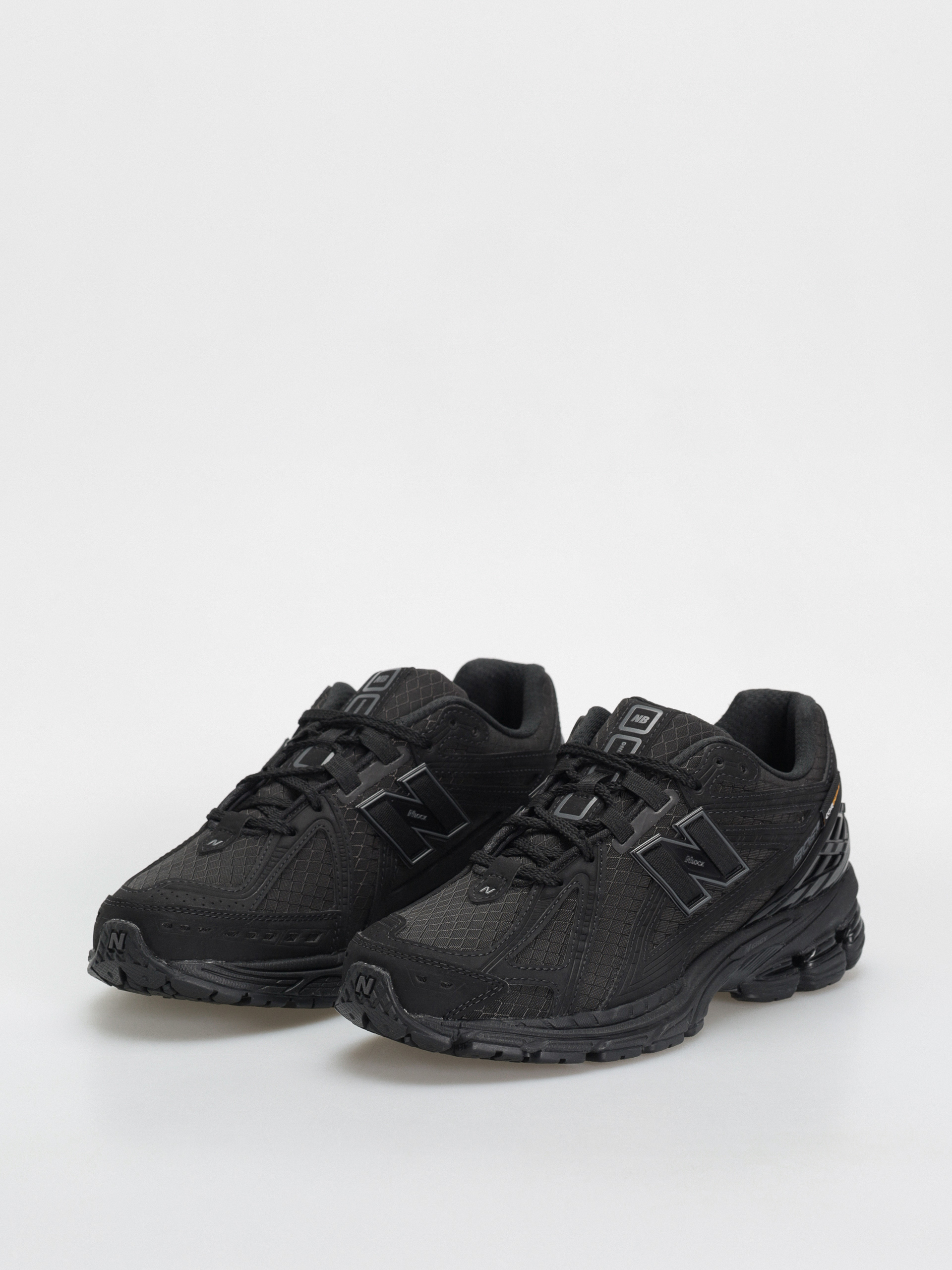Обувки New Balance 1906 (black)