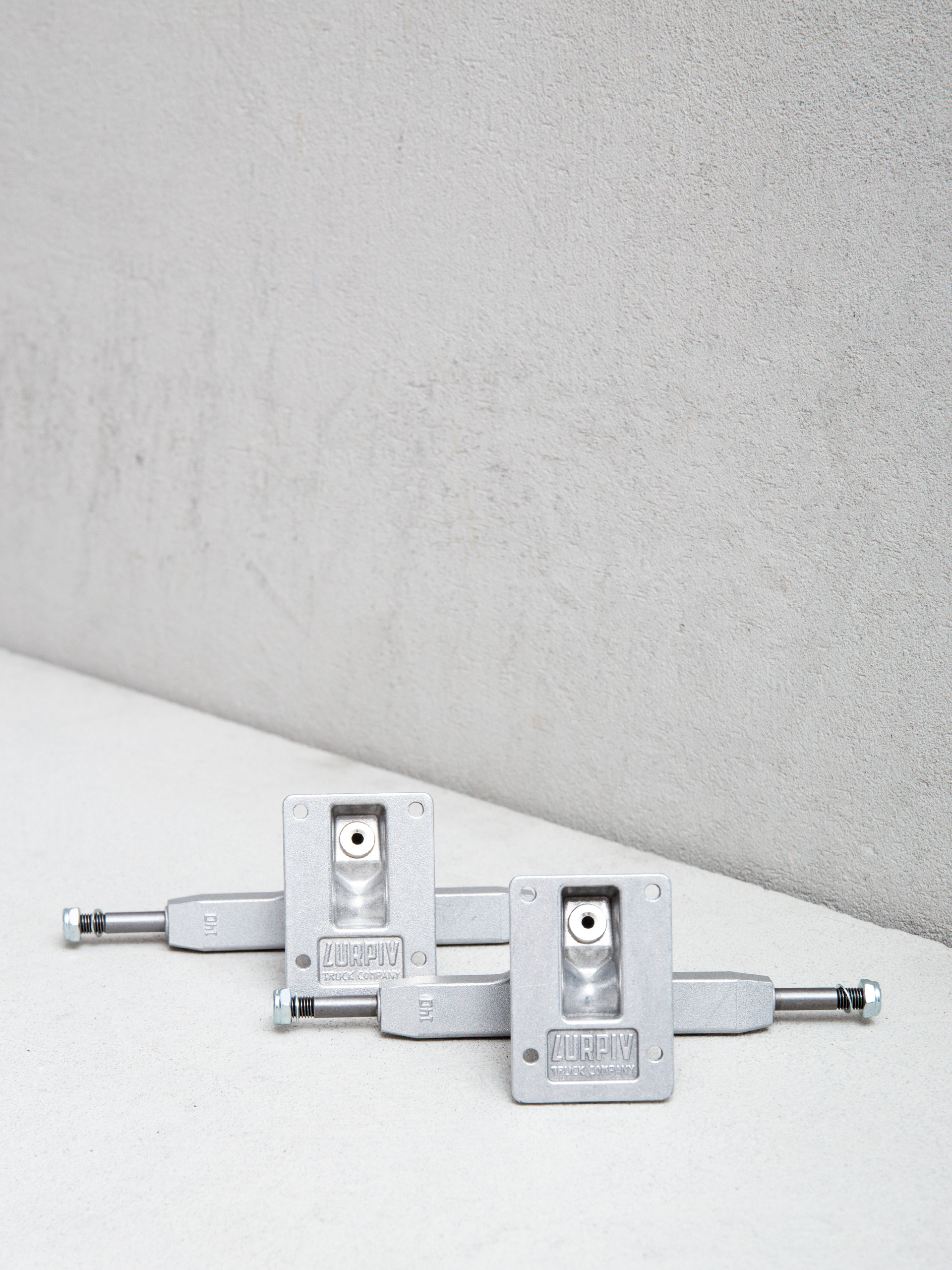 Колесари Lurpiv Hollow Polished (silver)