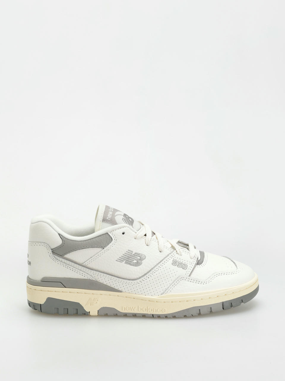 Обувки New Balance 550 (white)