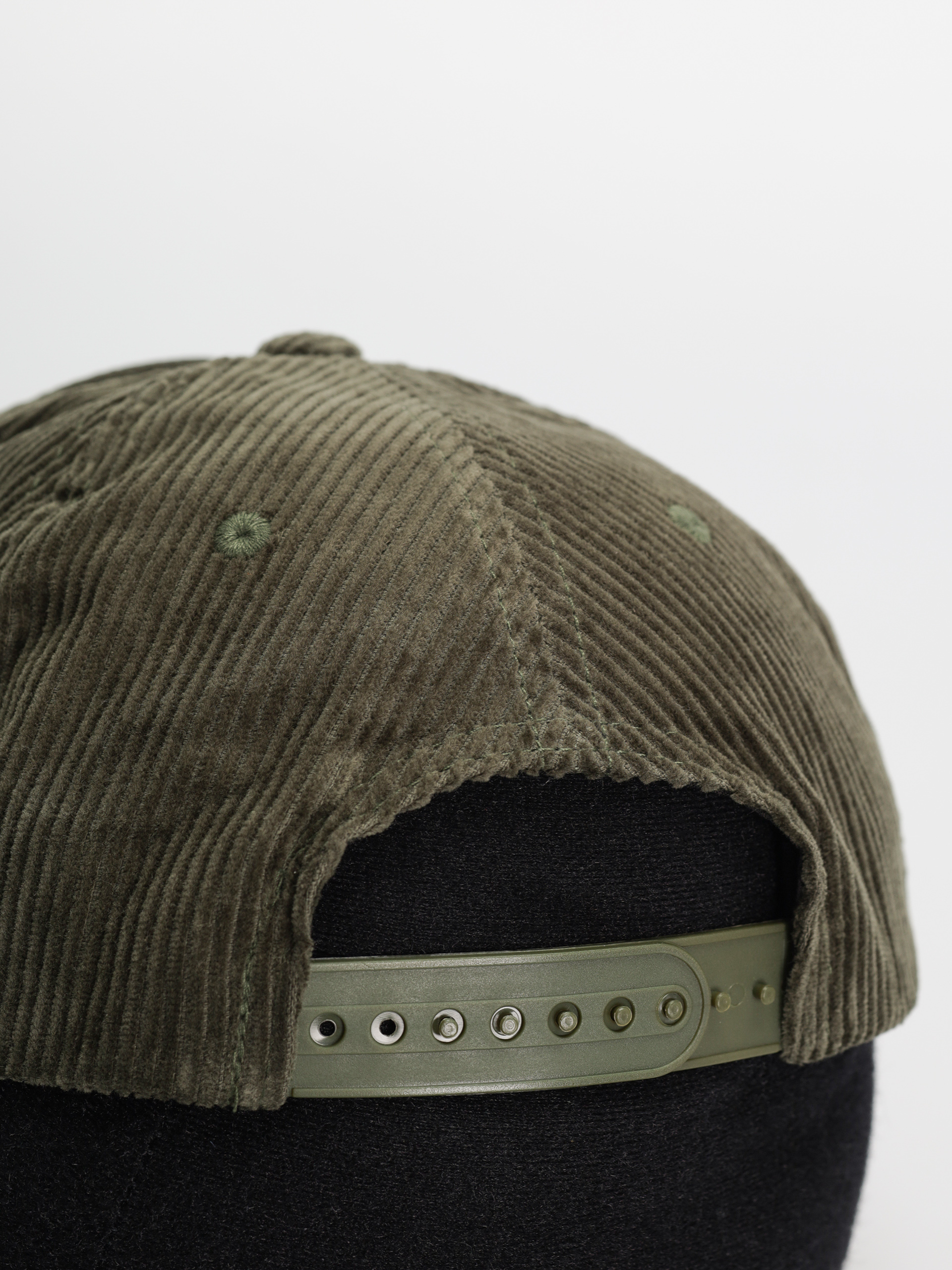 Шапка с козирка RipNDip Fire Spirit  (light forest)