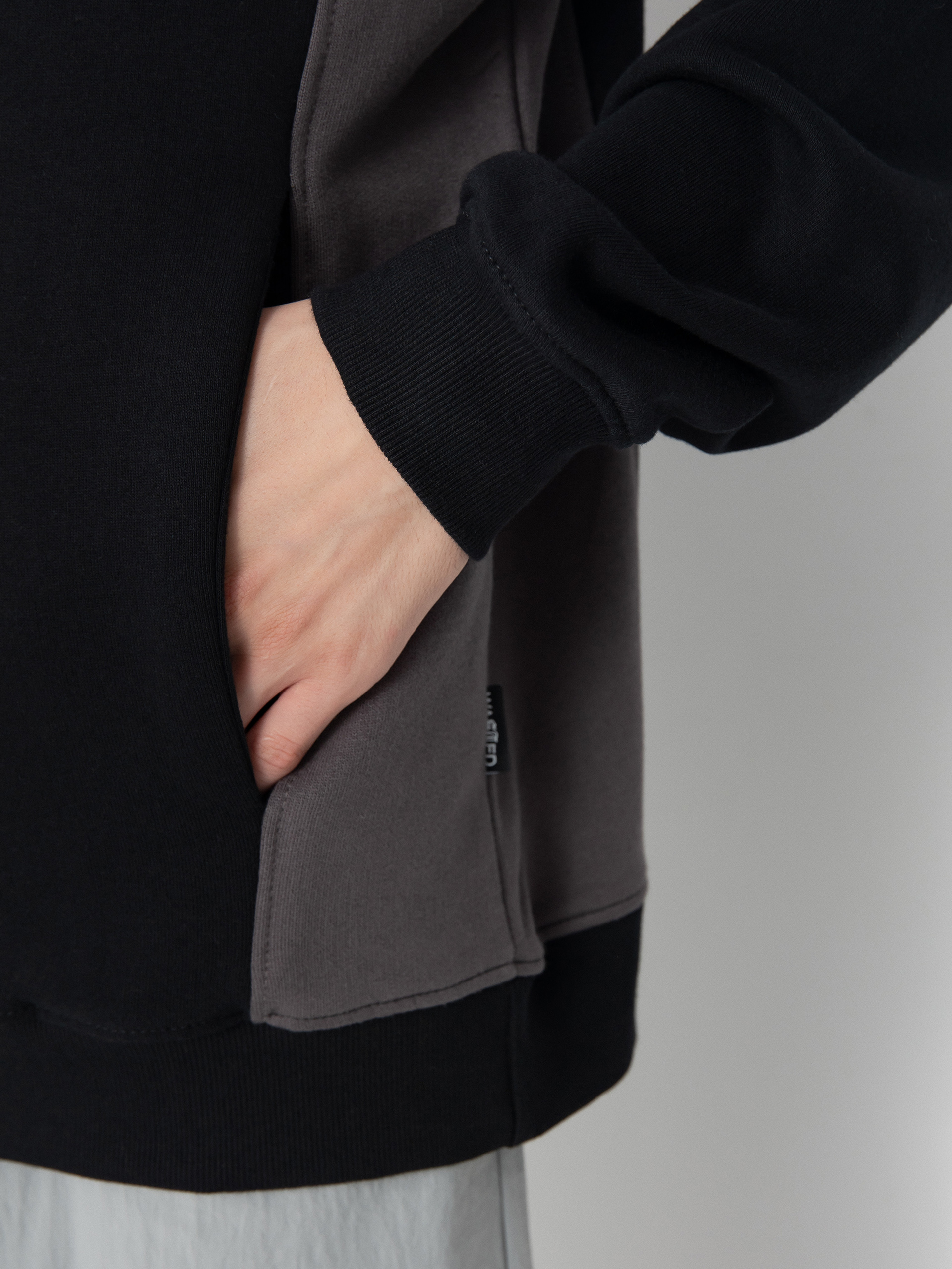 Суитшърт с качулка Wasted Paris Arena HD (black/charcoal)