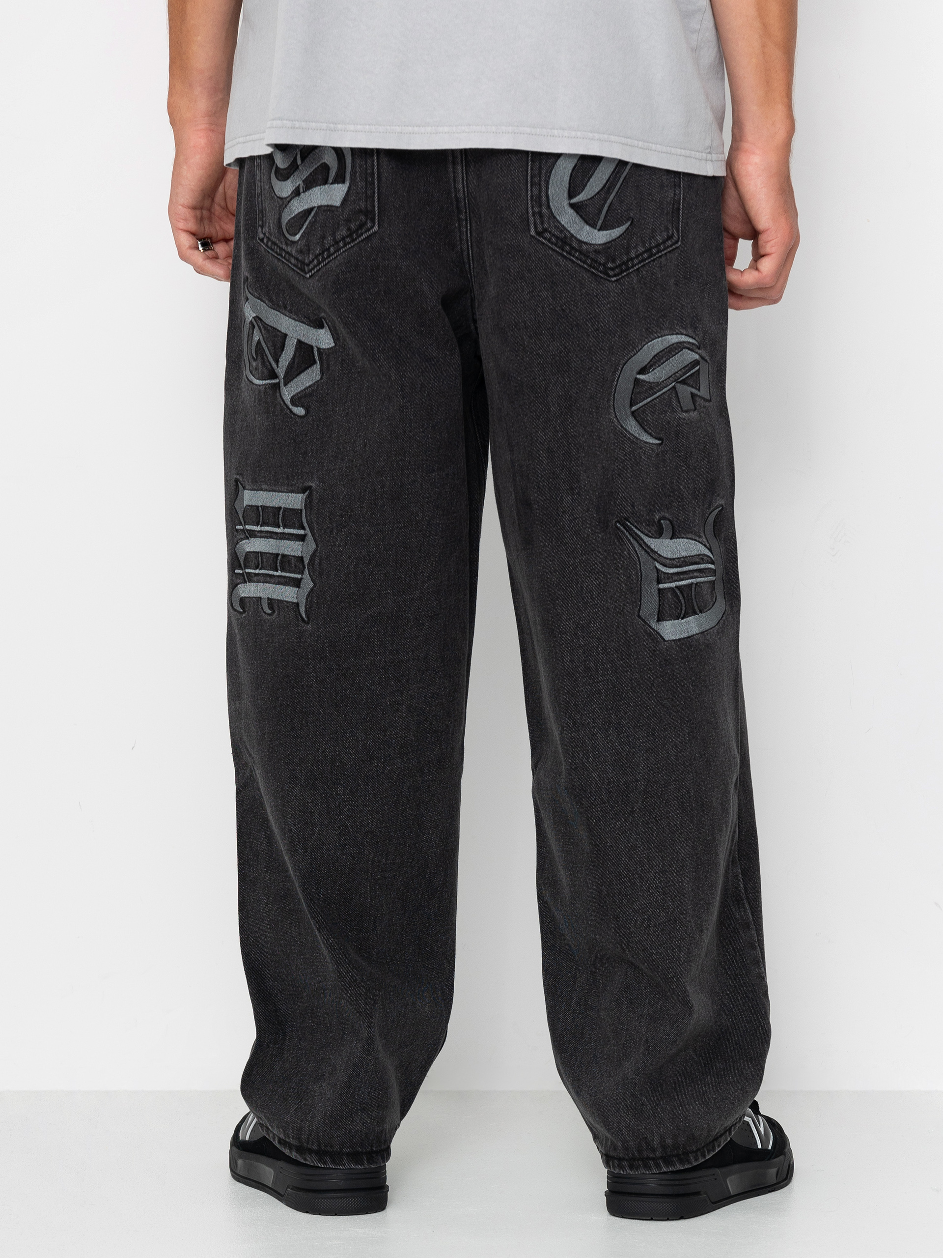 Панталони Wasted Paris Kingdom Curve Casper (faded black)