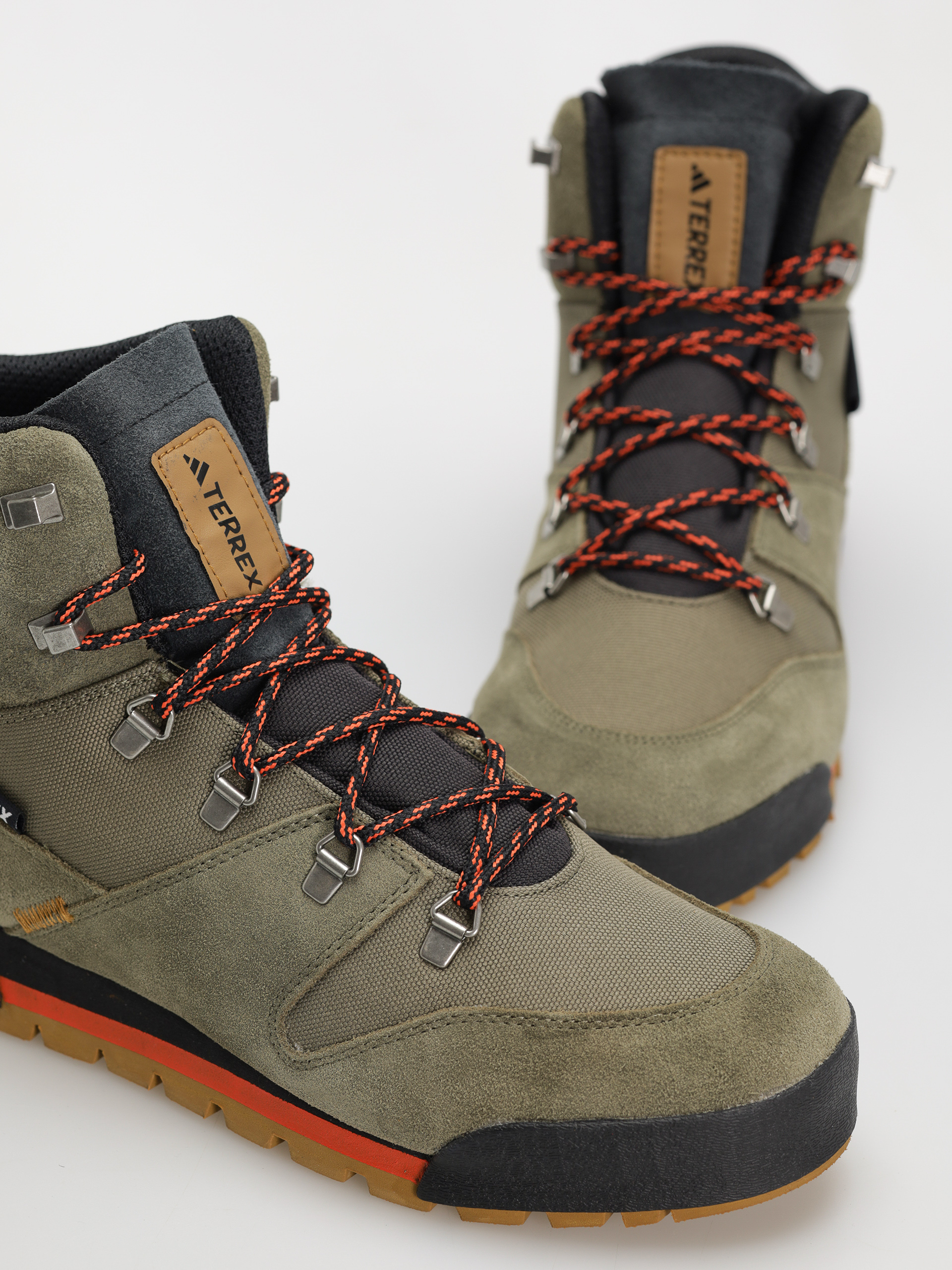 Обувки adidas Terrex Snowpitch C. (olistr/brostr/seimor)