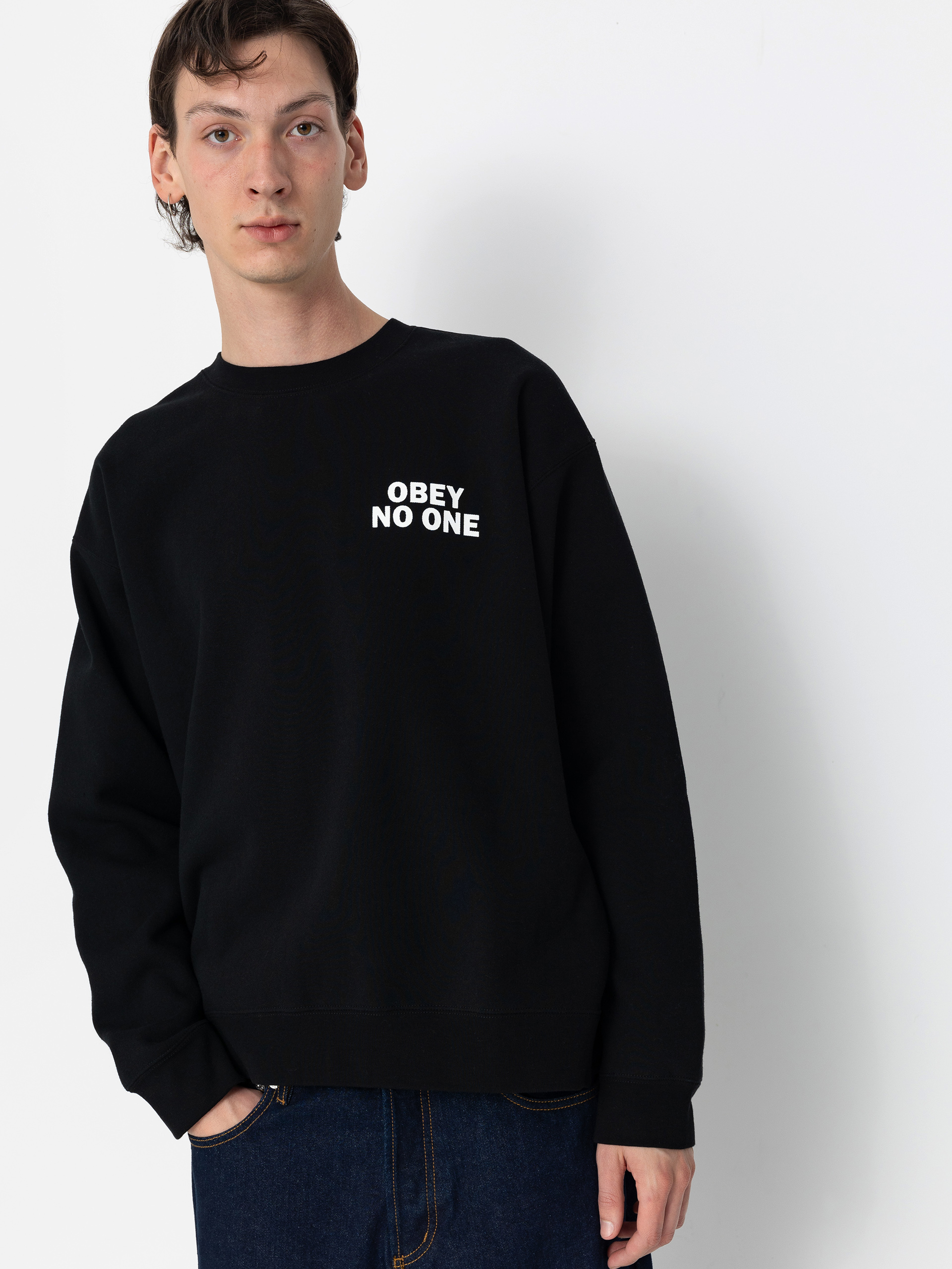 Суитшърт OBEY No One (black)