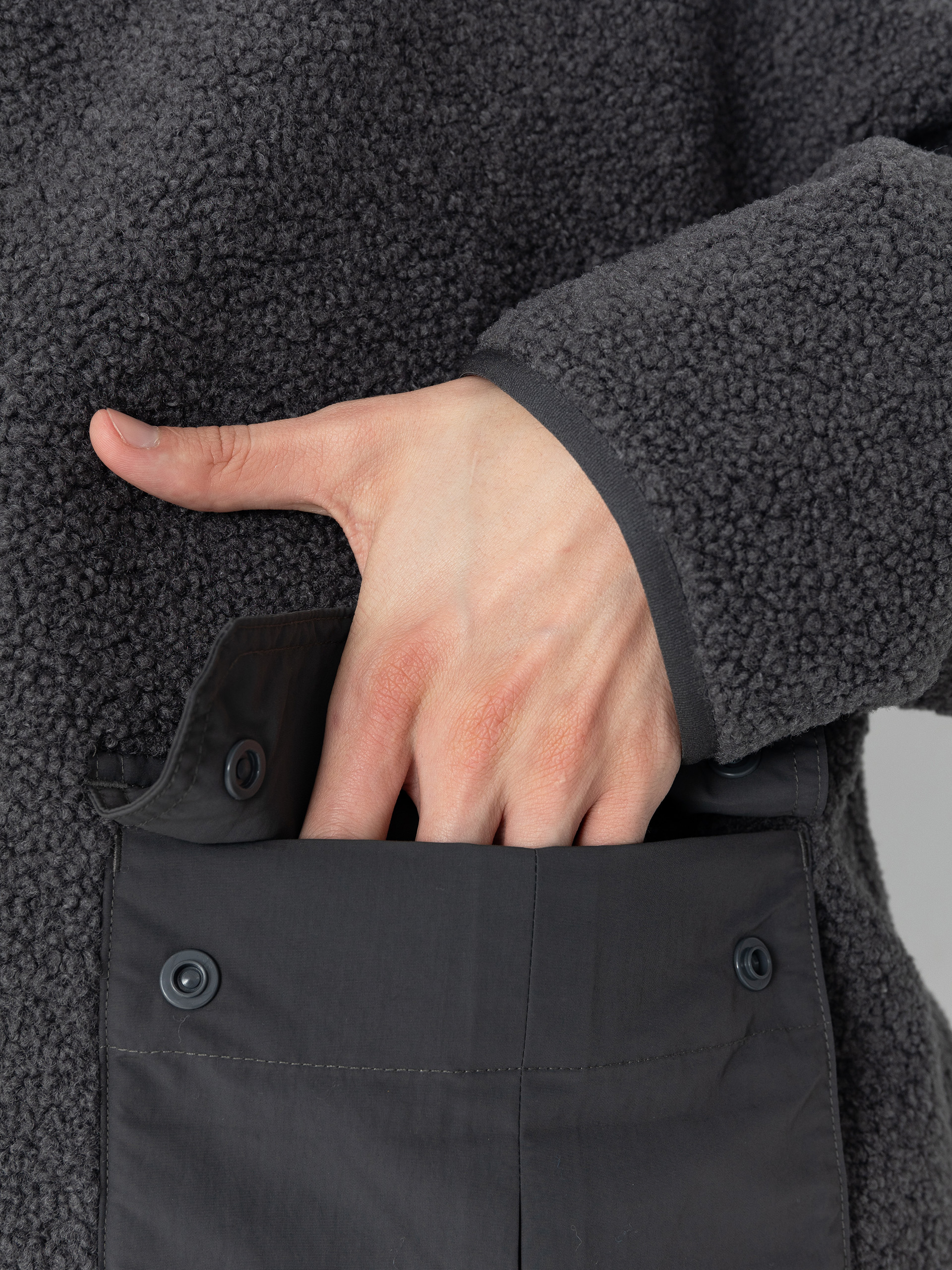 Яке Carhartt WIP Devin Liner (graphite/graphite)