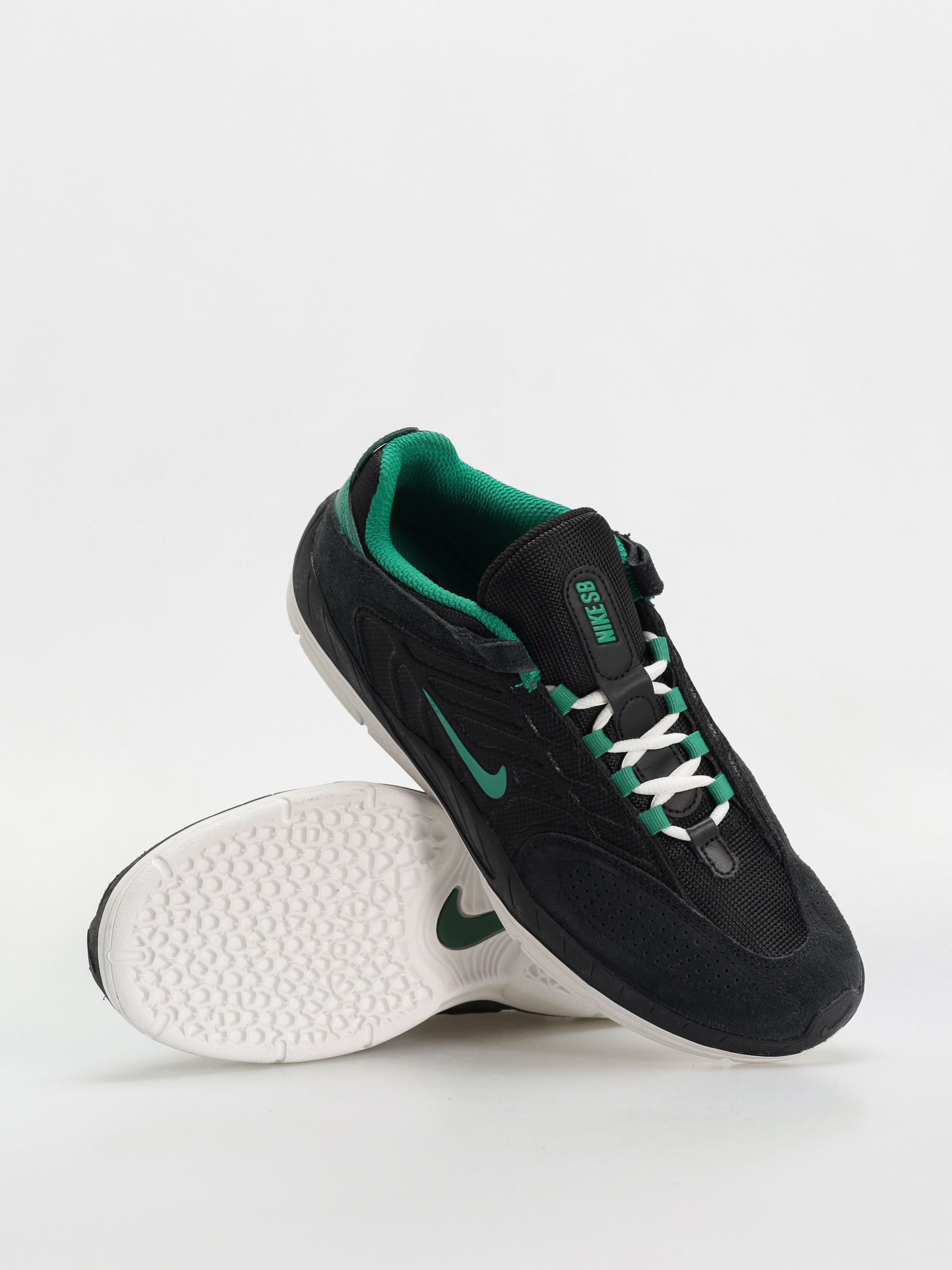 Обувки Nike SB Vertebrae (black/malachite black summit white)